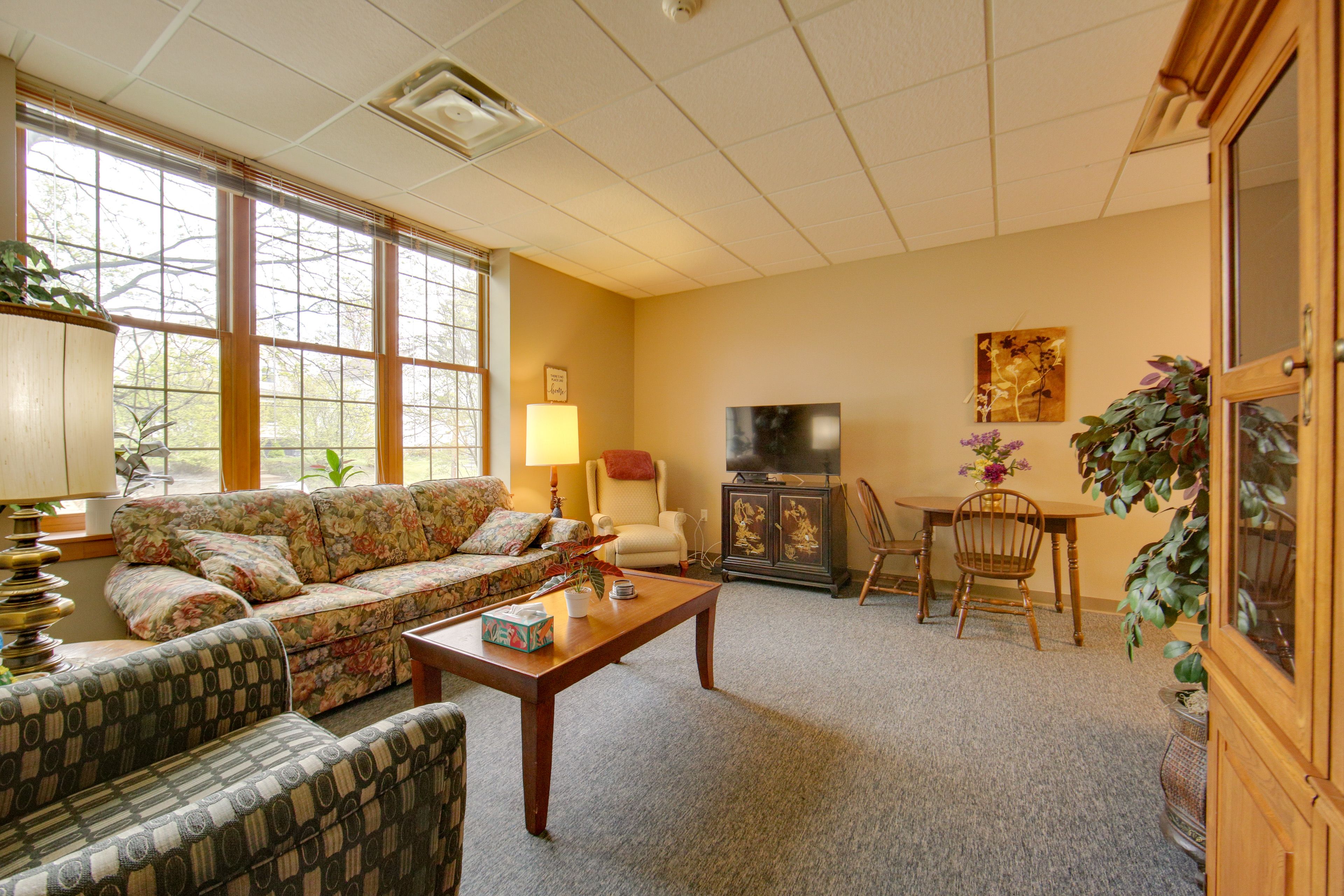 Unit 4 | Living Room