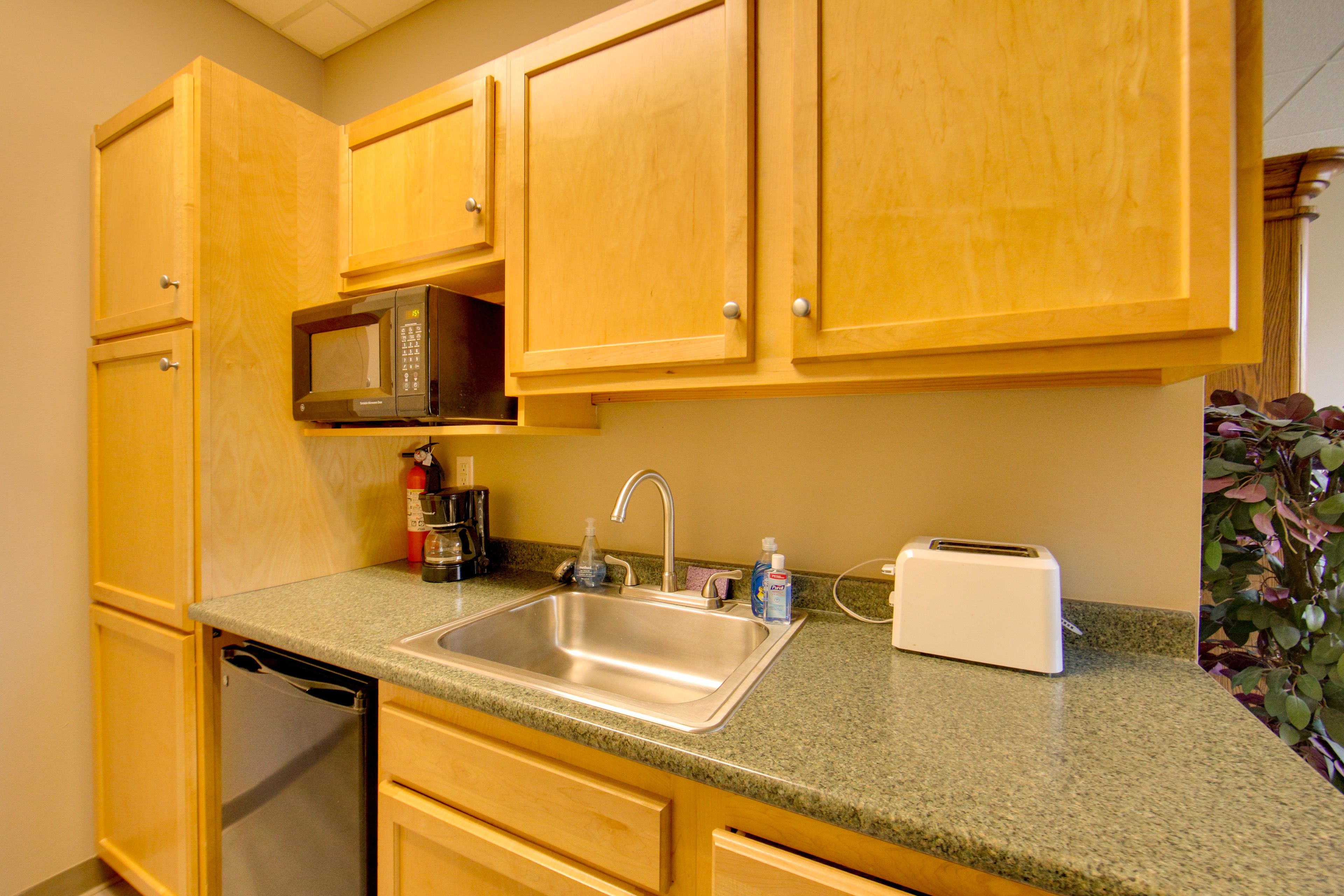 Unit 4 | Kitchenette