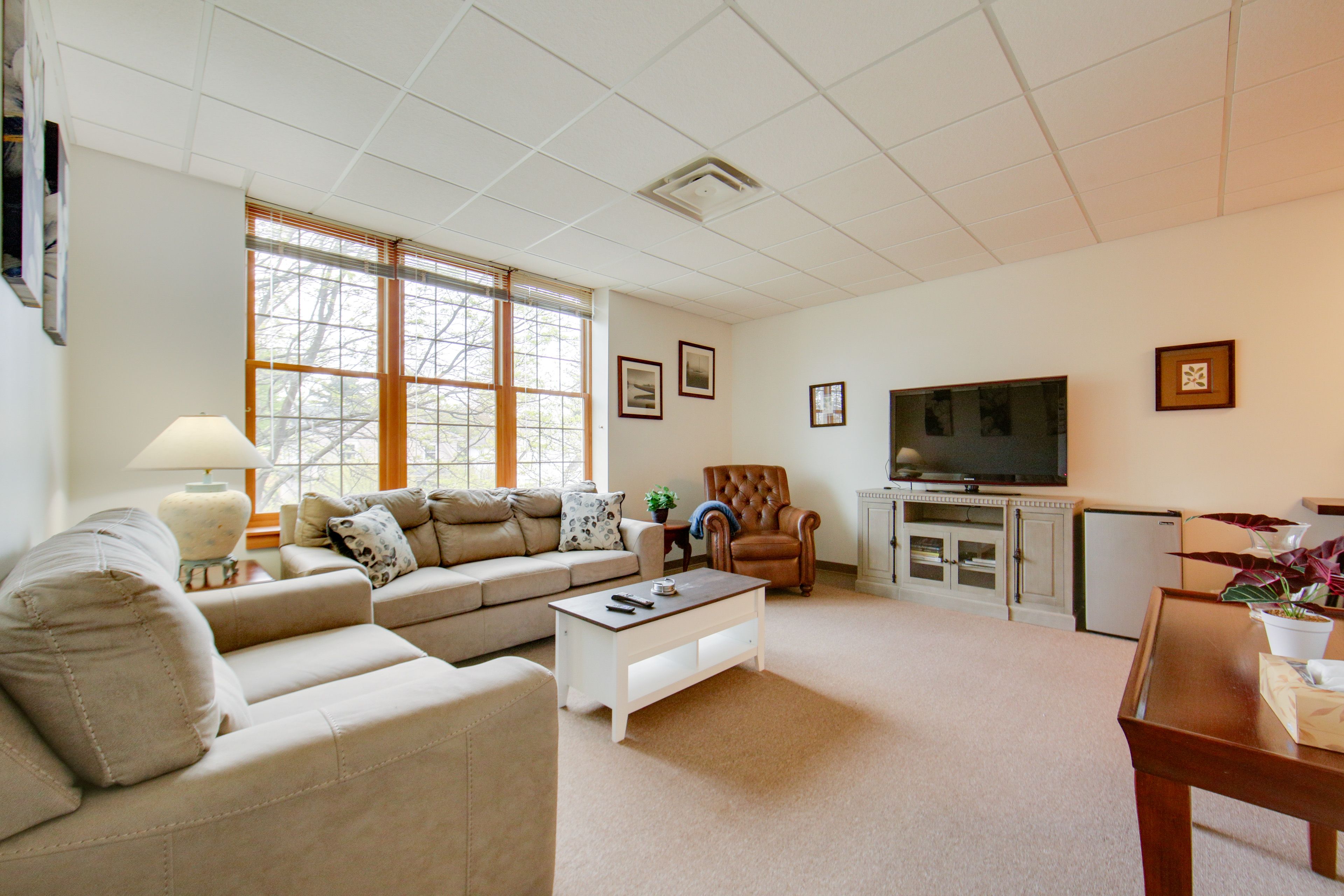 Unit 6 | Living Room