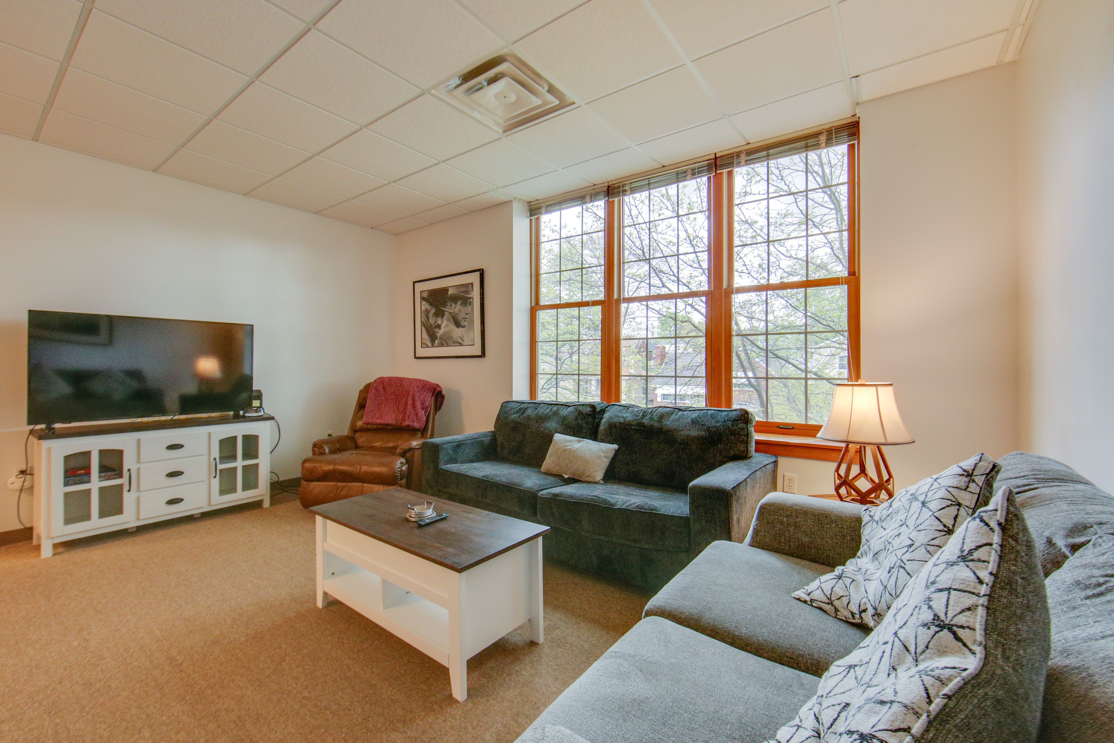 Unit 5 | Living Room