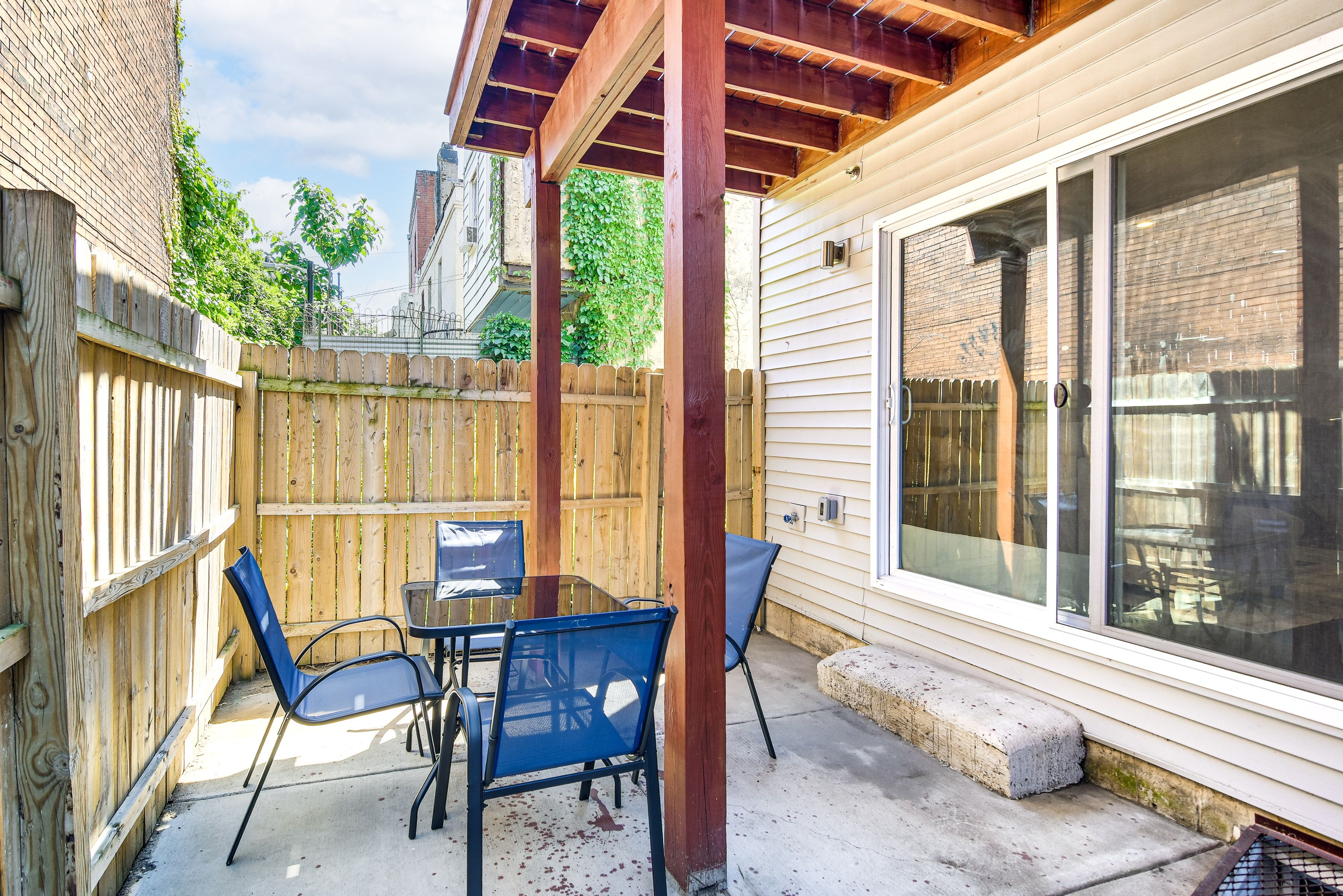 Philadelphia Vacation Rental | 3BR | 3BA | 1,200 Sq Ft | Stairs Required