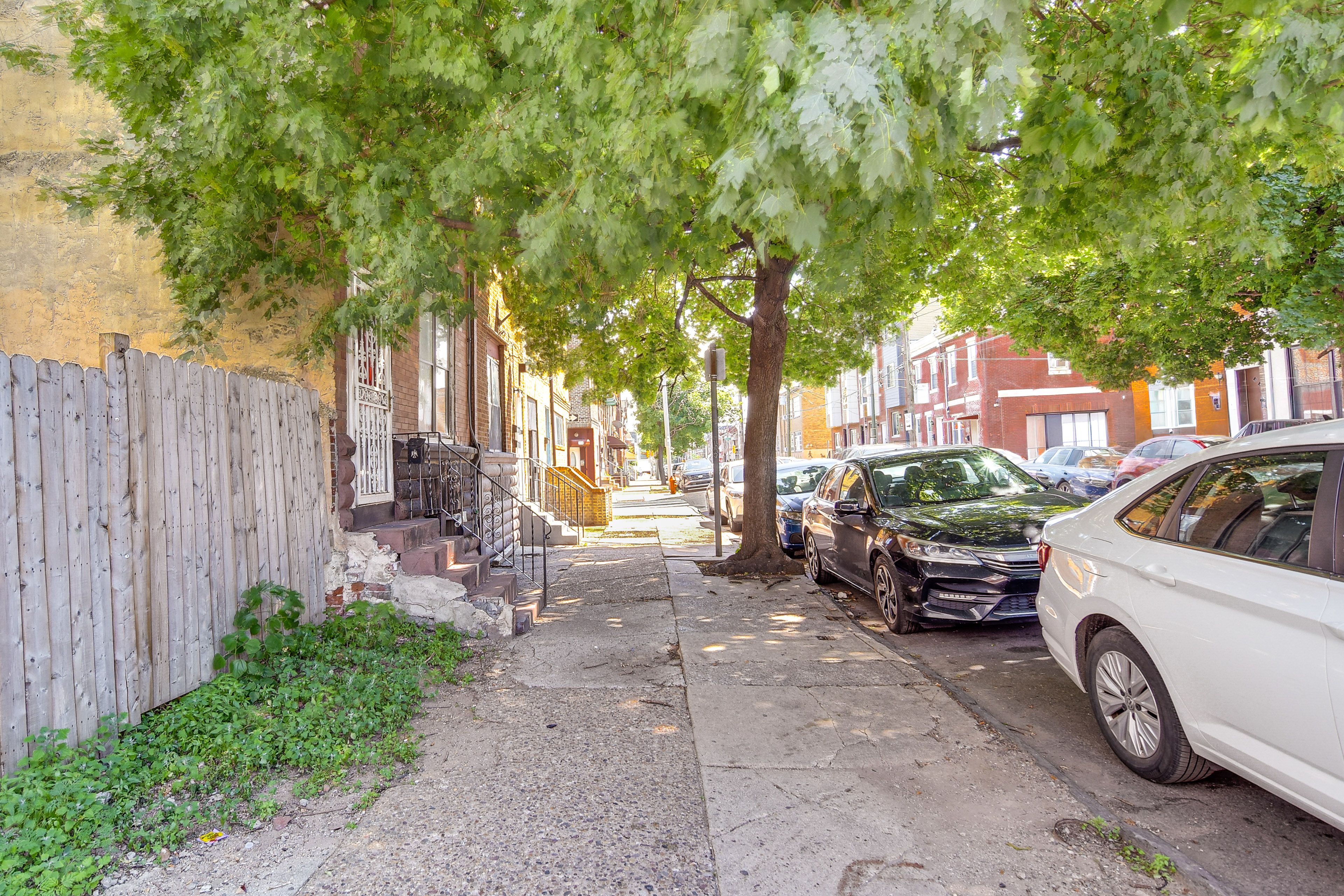 Free Street Parking (First-Come, First-Served)