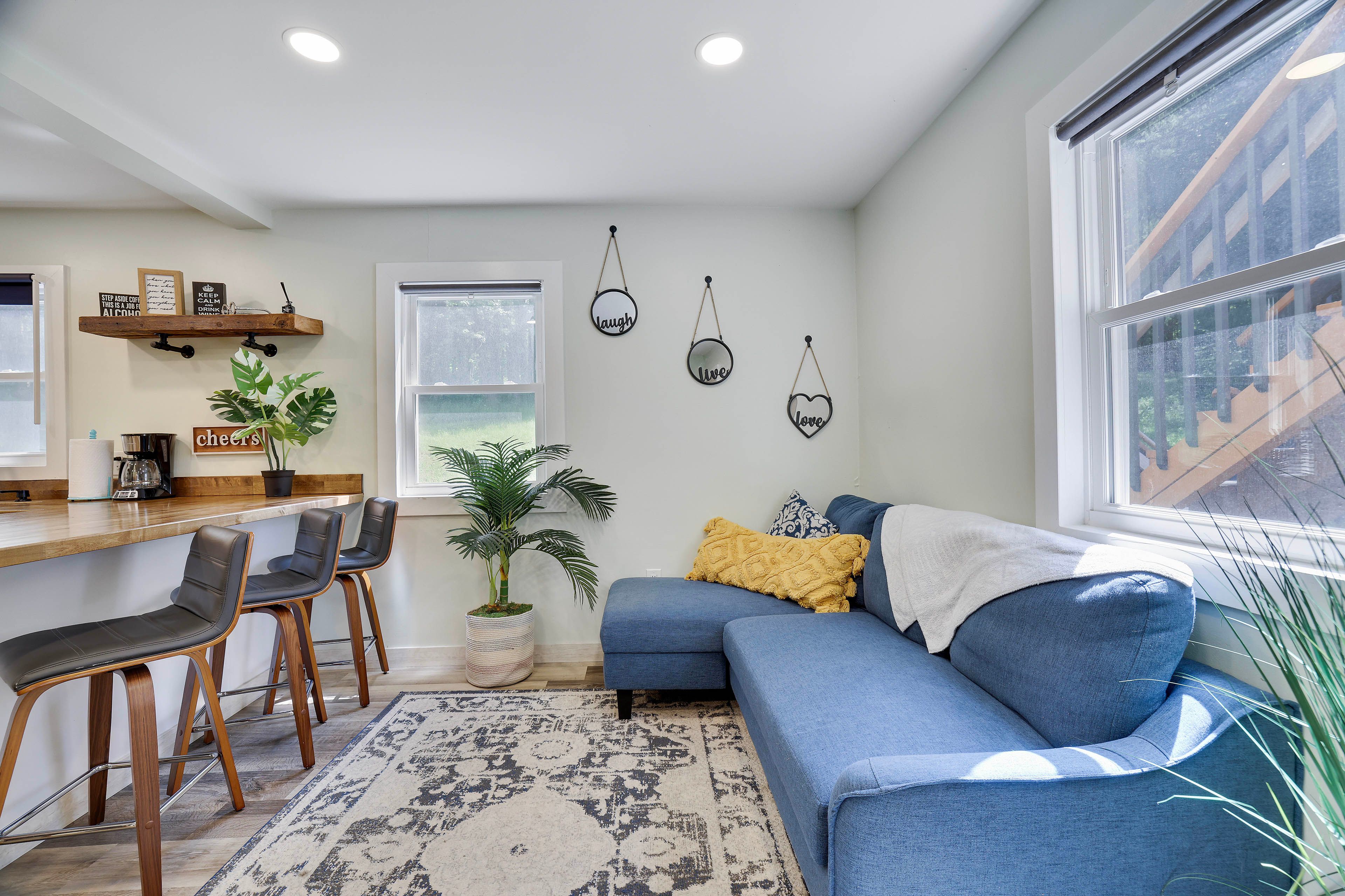 Livng Area | Queen Sleeper Sofa