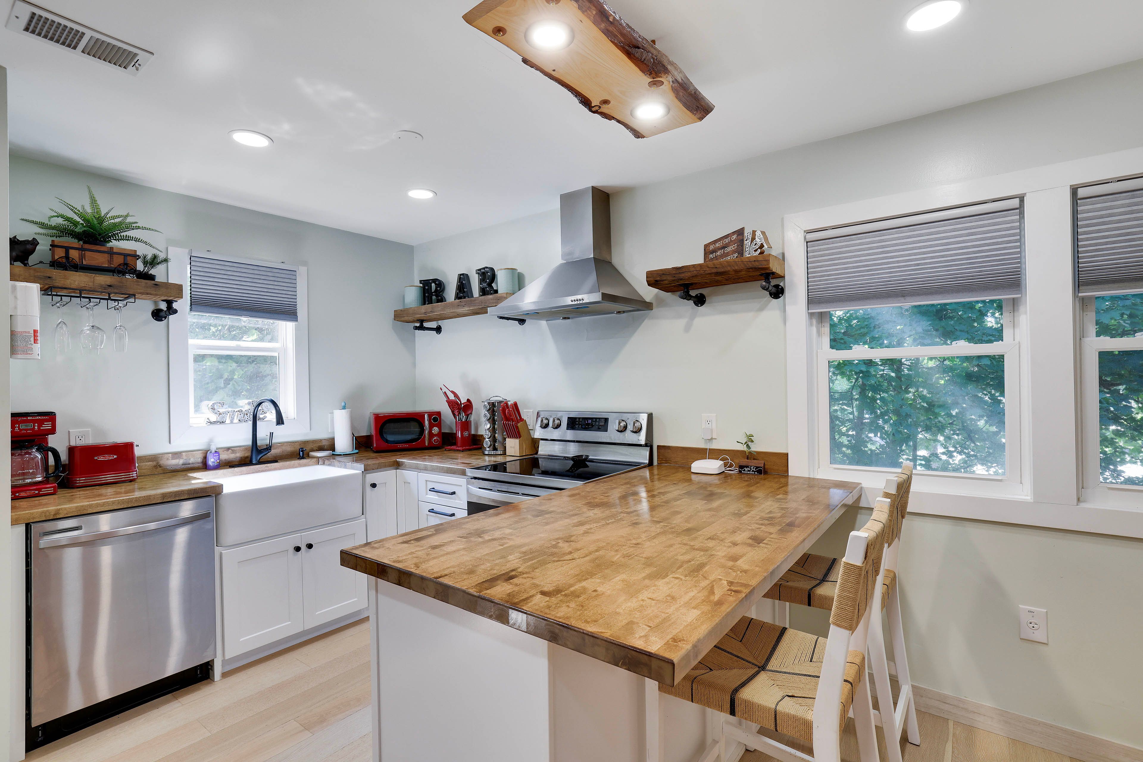 Tannersville Vacation Rental | 1BR | 1BA | 550 Sq Ft