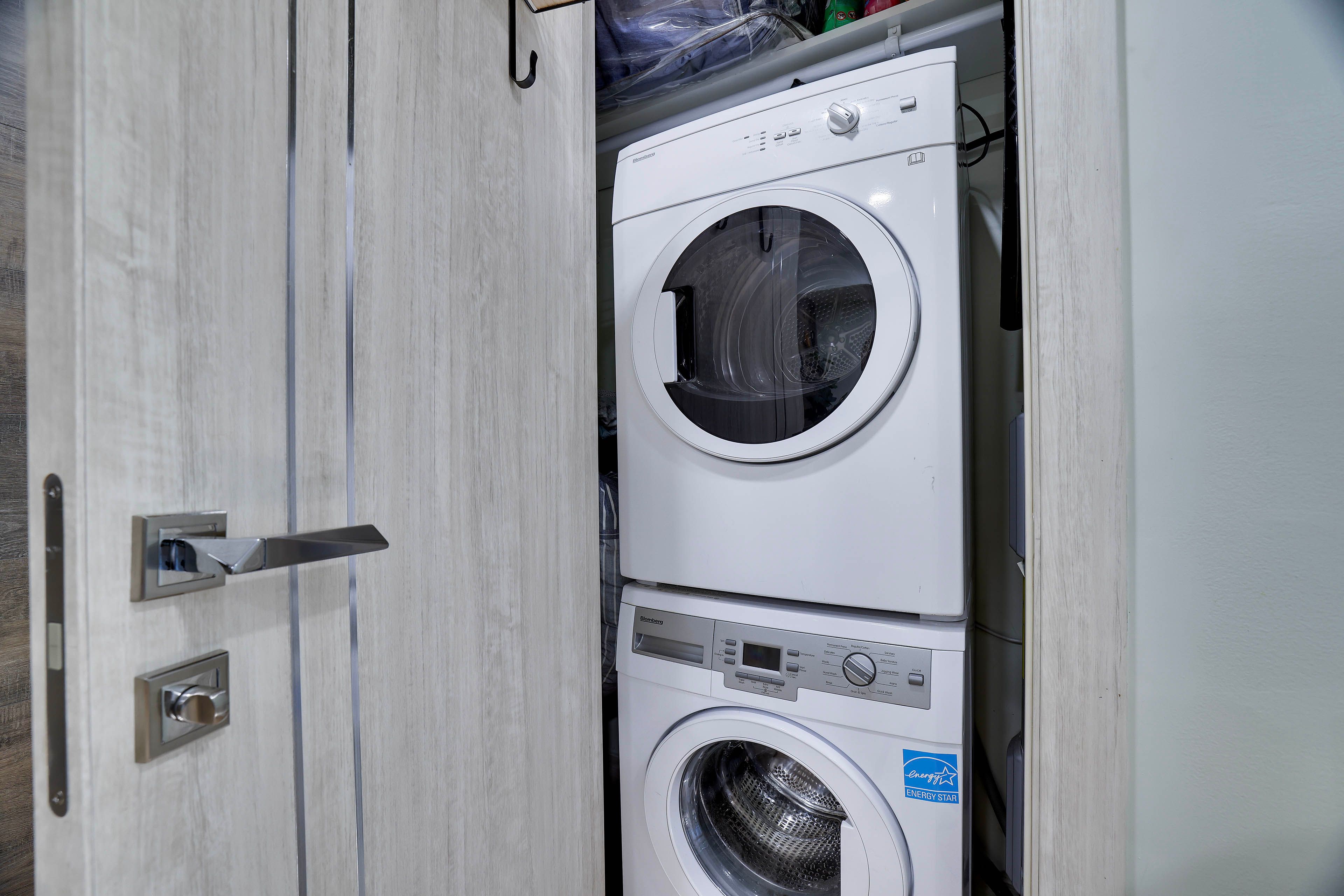 Washer & Dryer