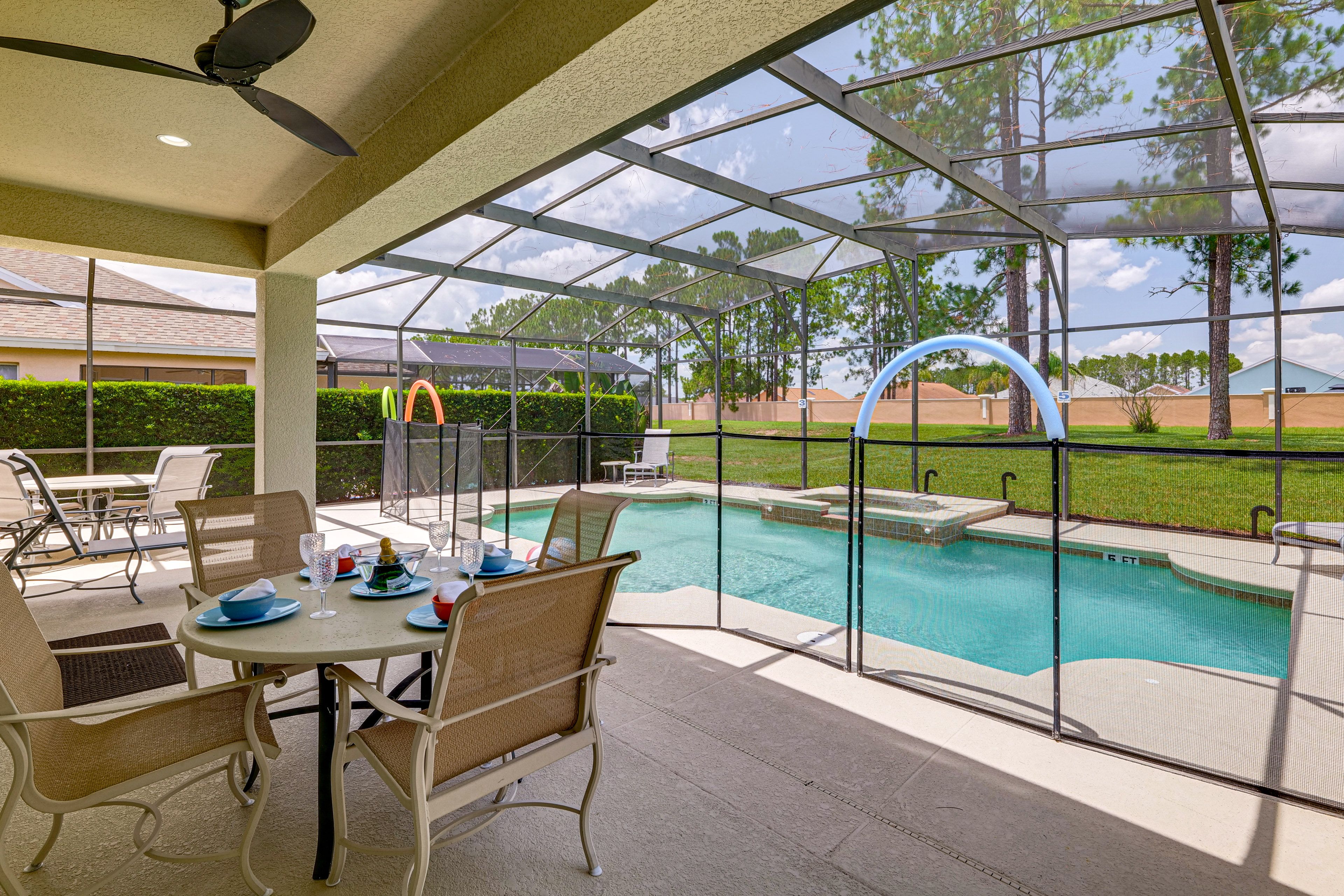 Lanai w/ Private Pool (Not Heated)