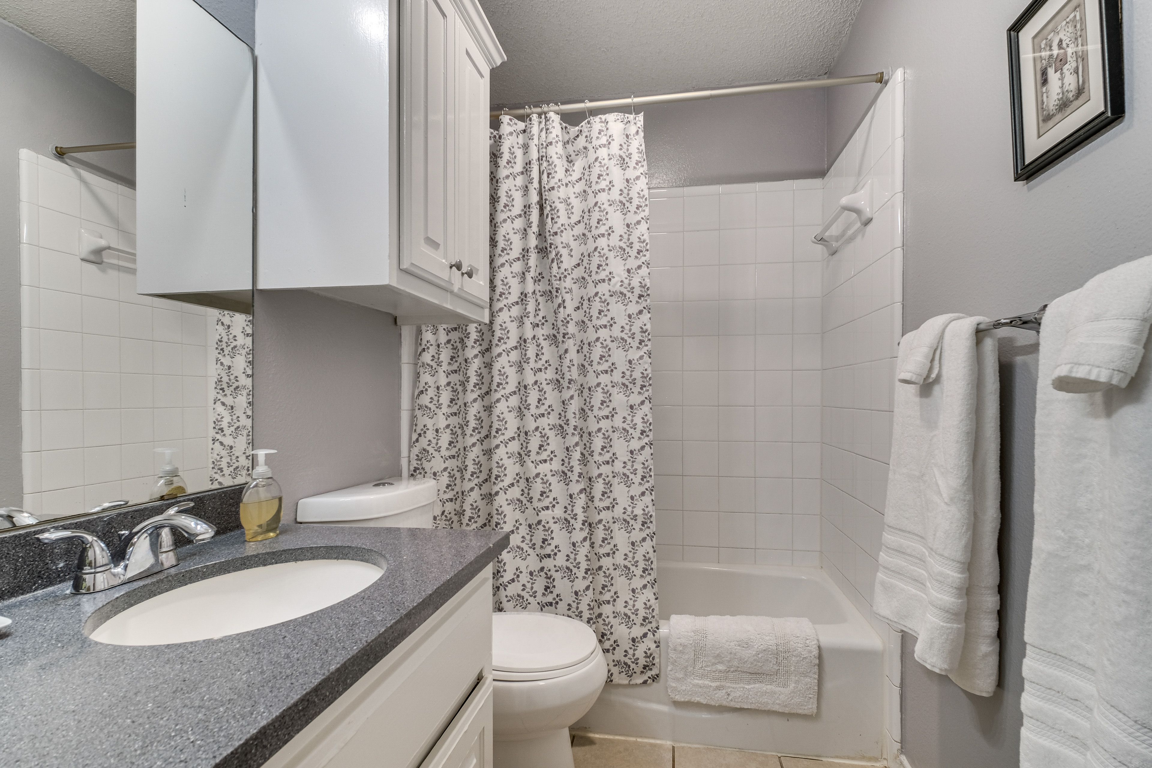 Full Bathroom