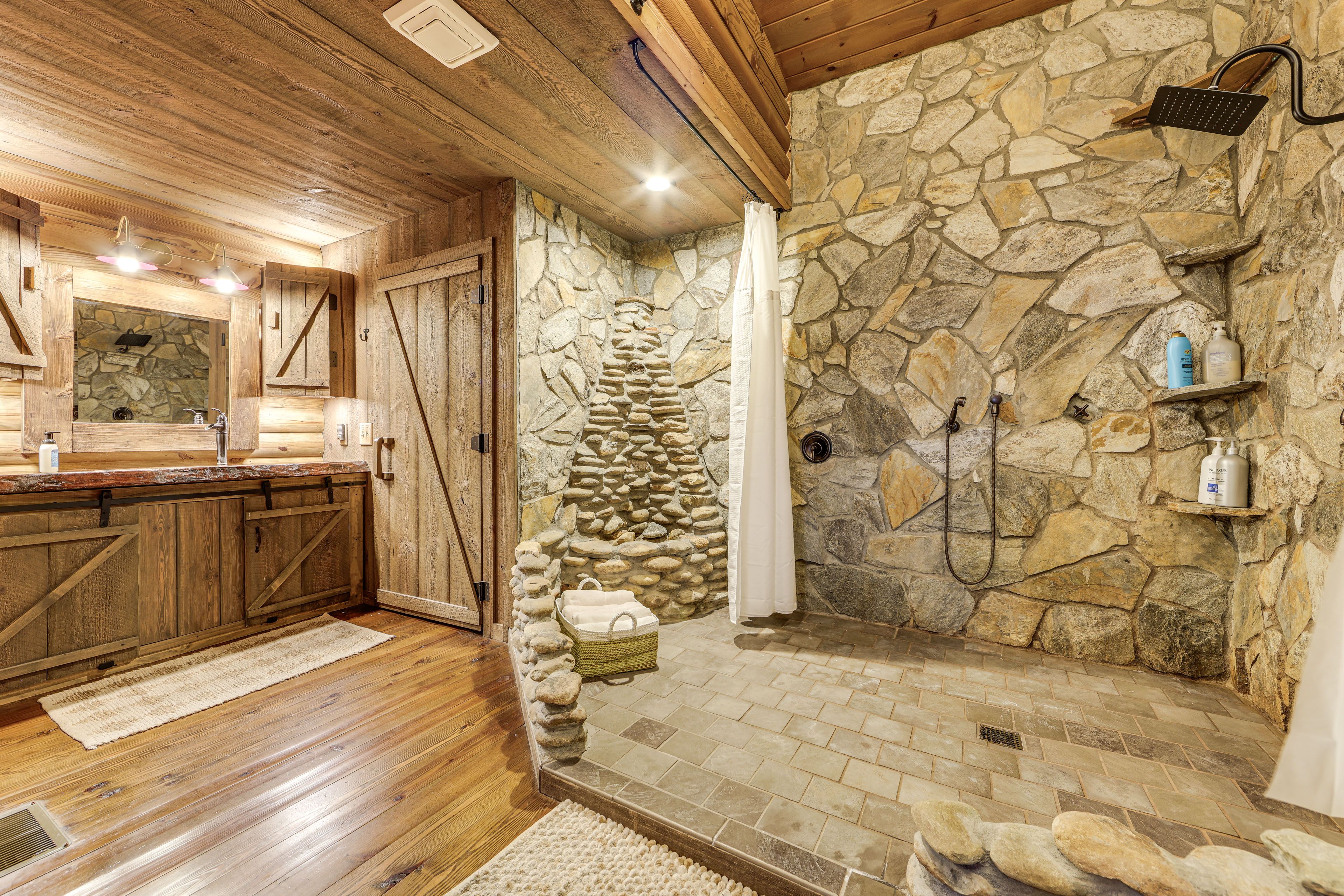 En-Suite Bathroom | Stone Shower
