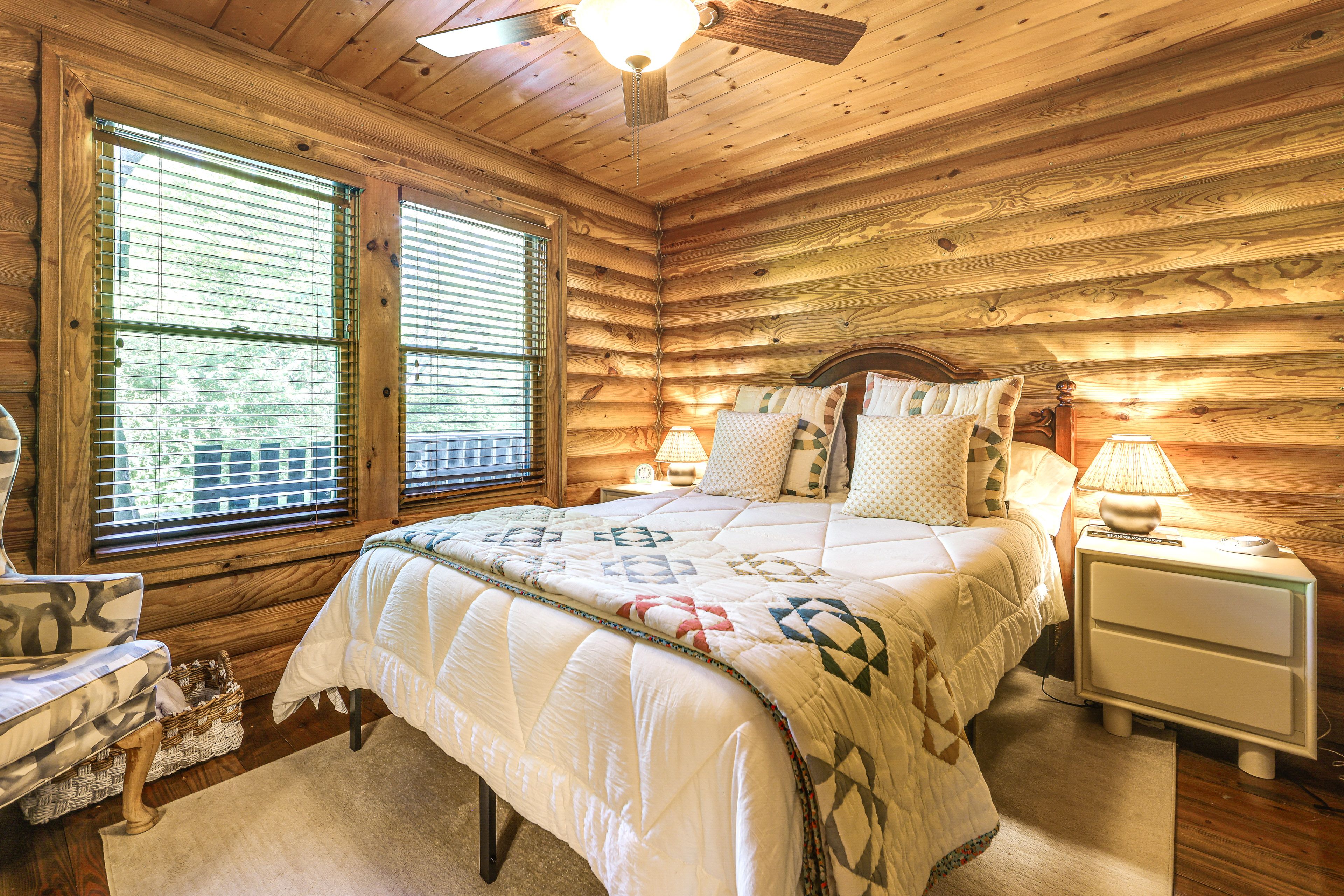 Bedroom 4 | Queen Bed | En-Suite Jack-and-Jill Bathroom | Main Floor