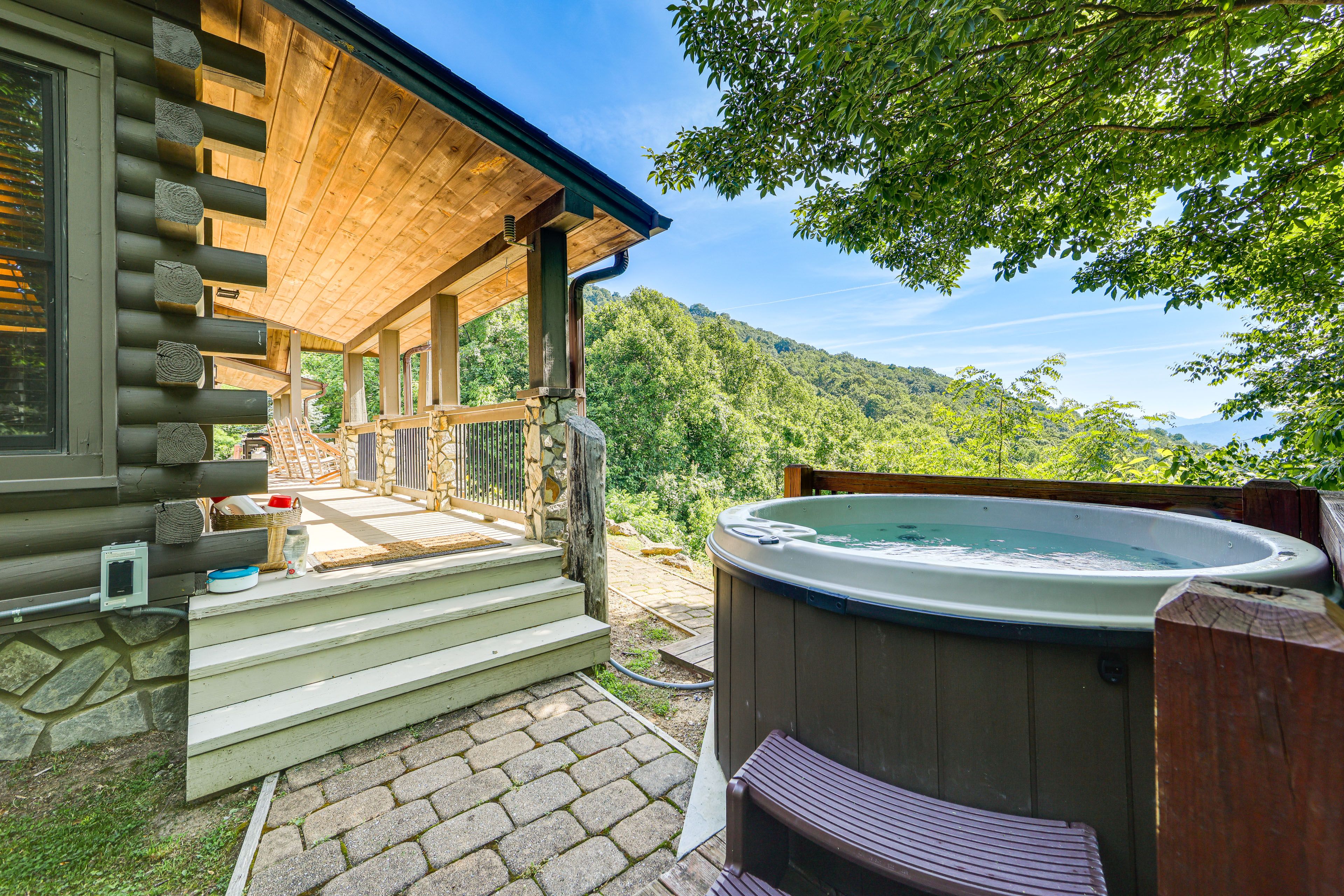 Private Hot Tub | Hammock