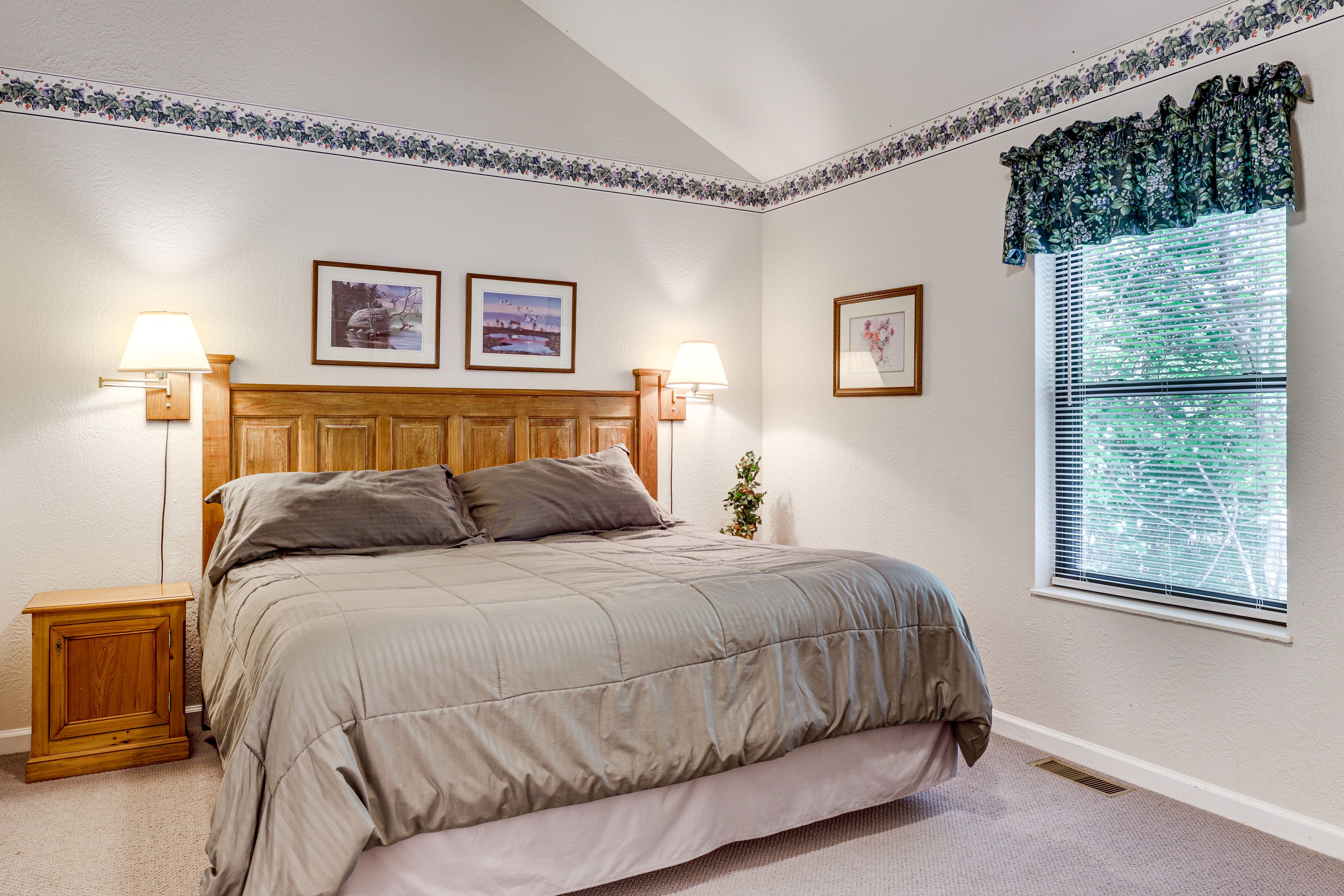 Bedroom 2 | Main Level | King Bed