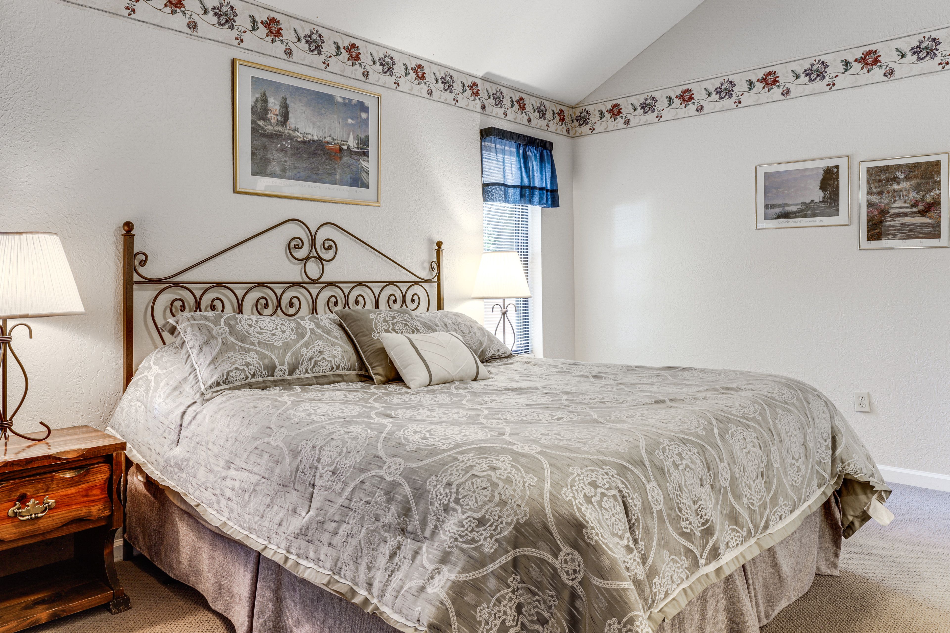 Bedroom 3 | Main Level | King Bed