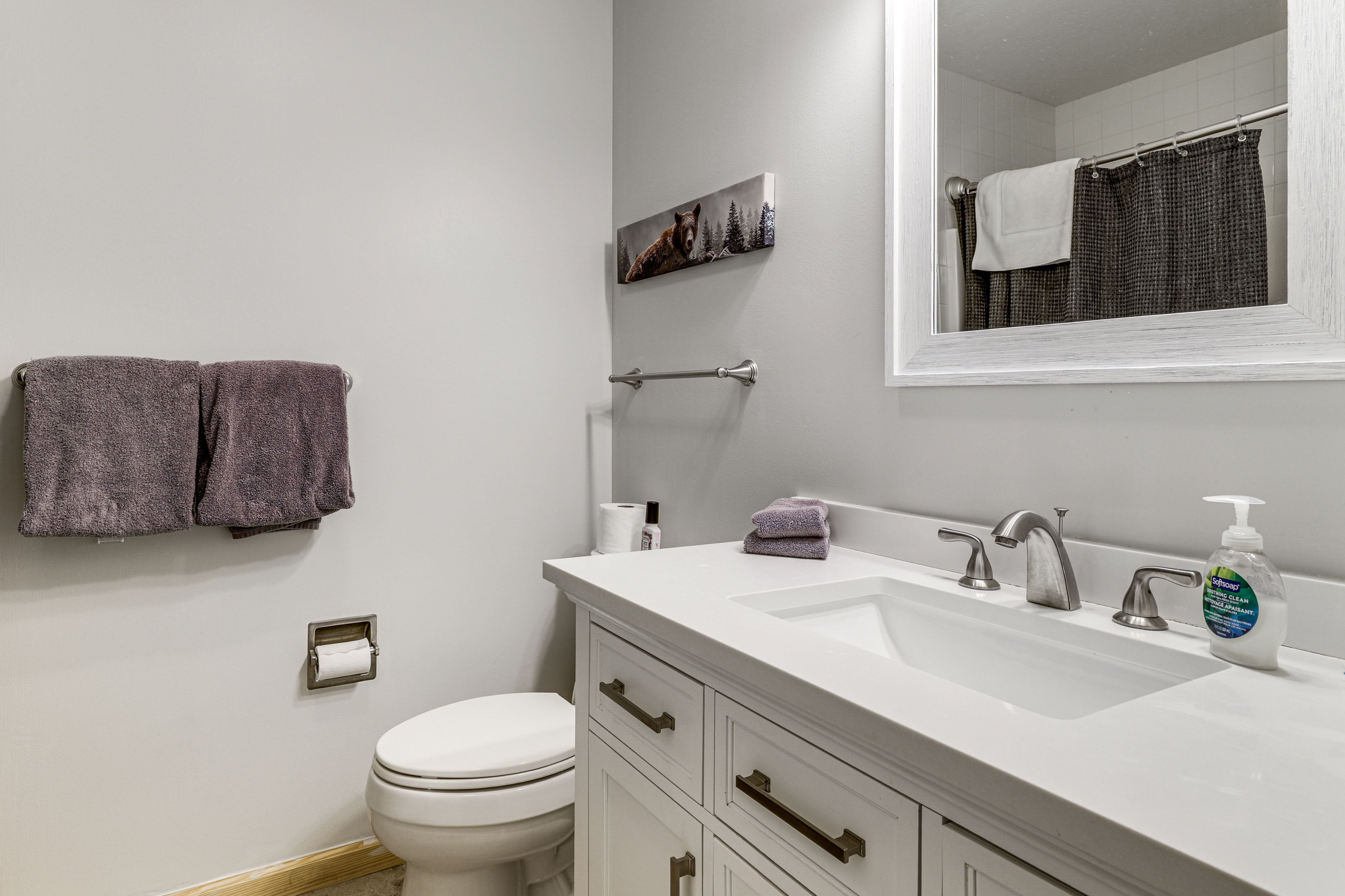 Full Bathroom | Main Level