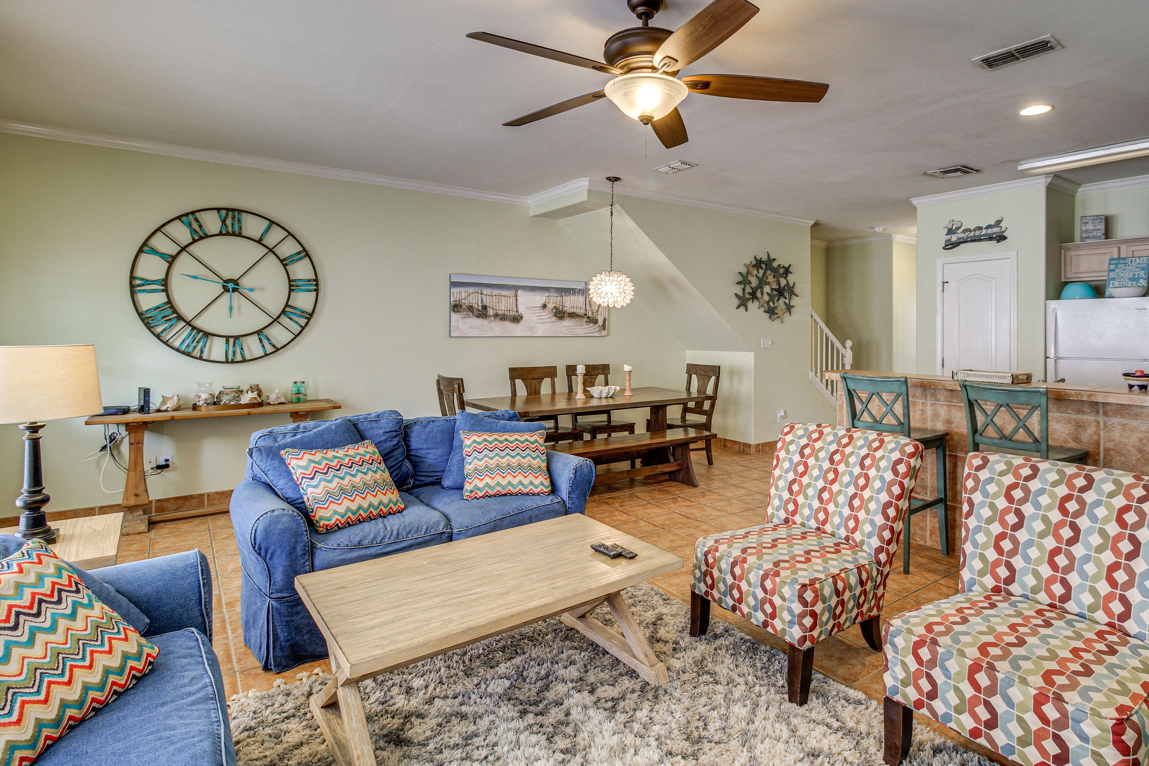 Living Room | Smart TV | 1st Floor