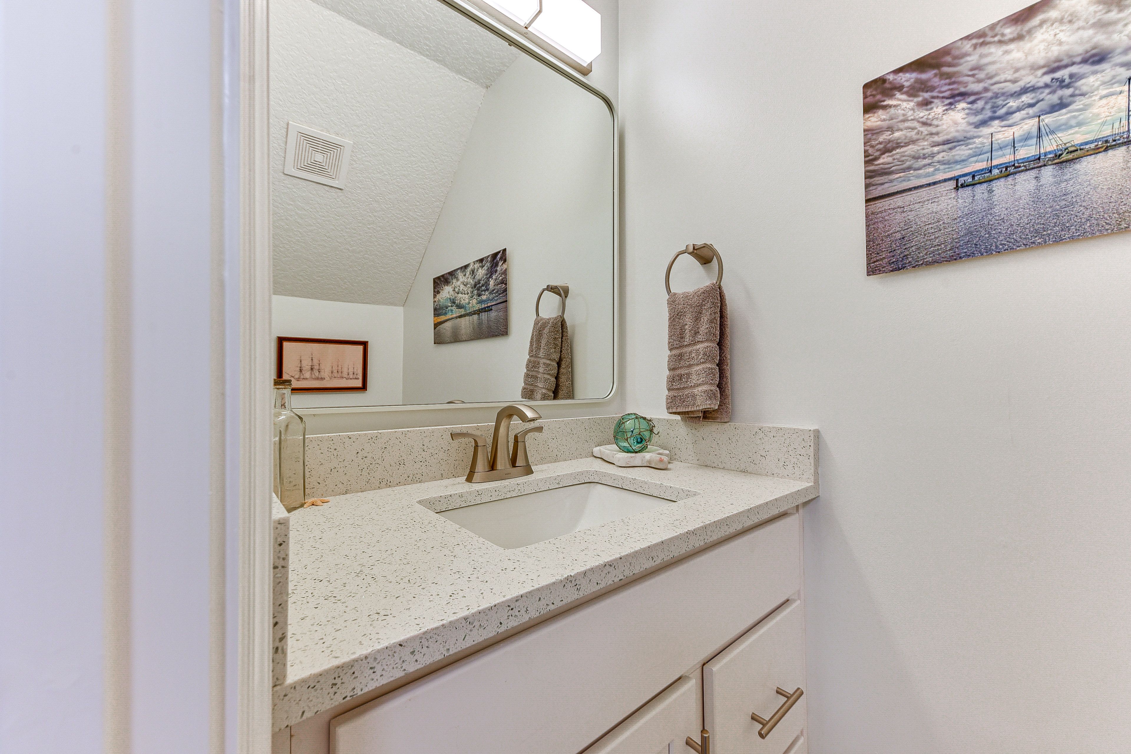 Half Bathroom | Lower Level