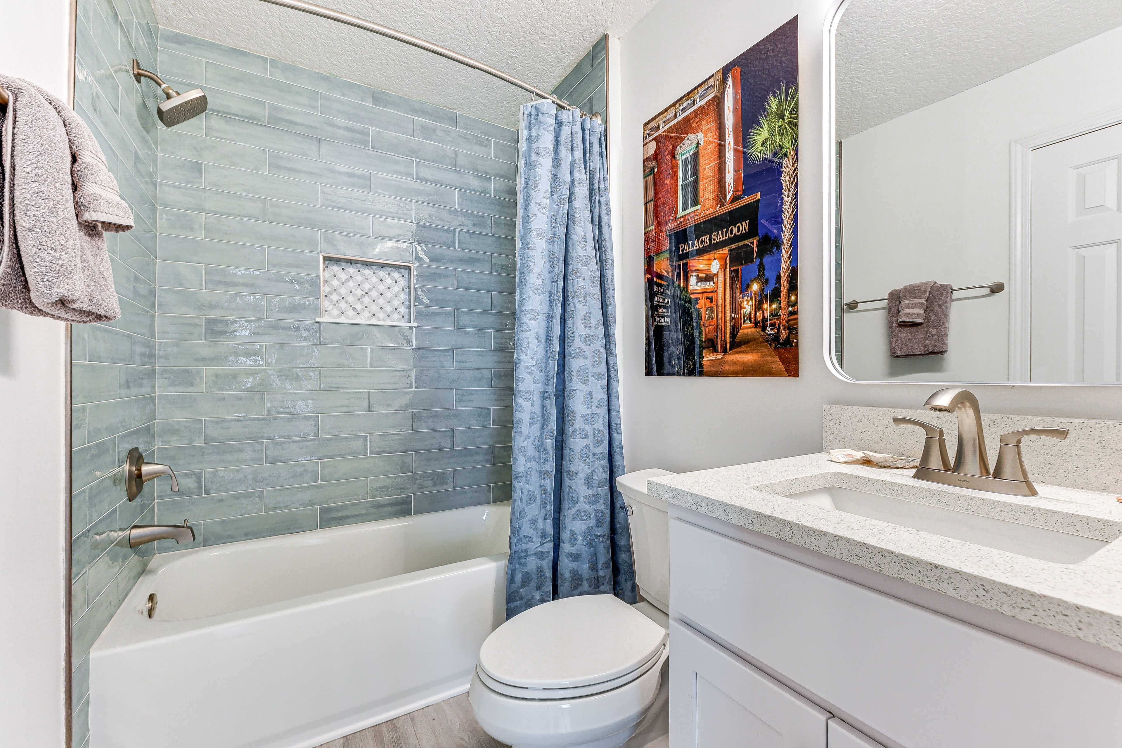 Bathroom | Upper Level