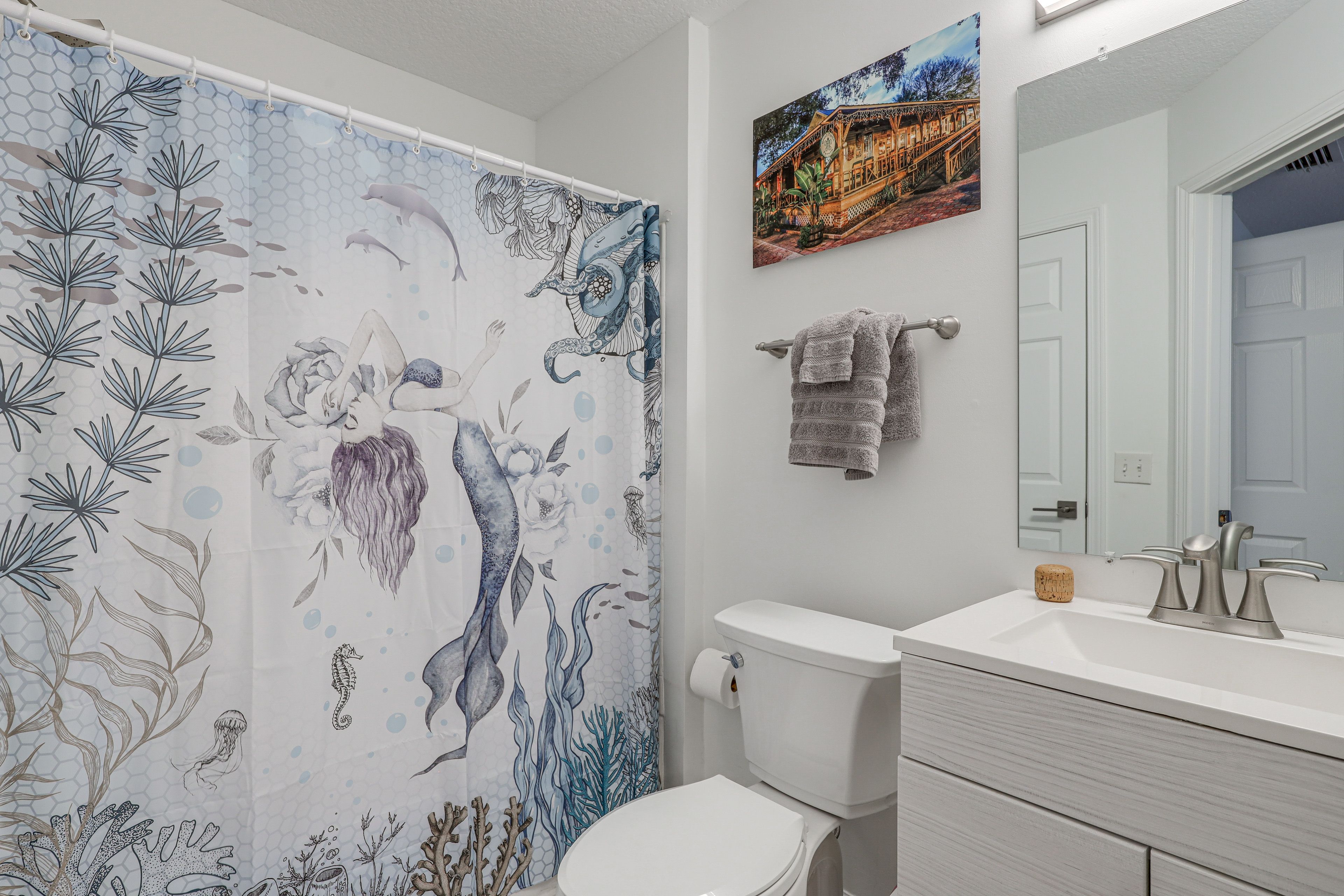 Bathroom | Upper Level