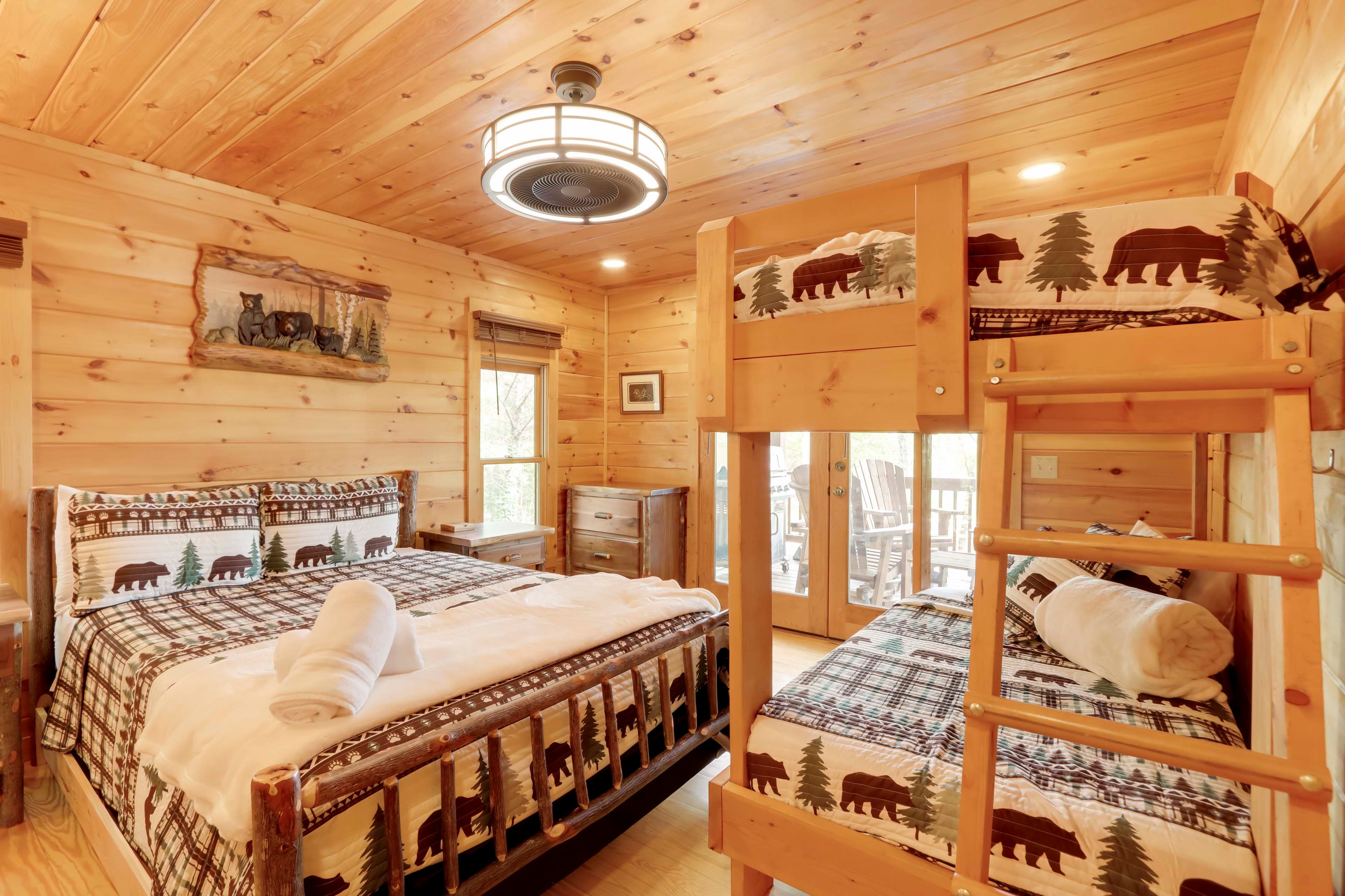 Bedroom 4 | Queen Bed | Twin Bunk Bed | Guest Cottage