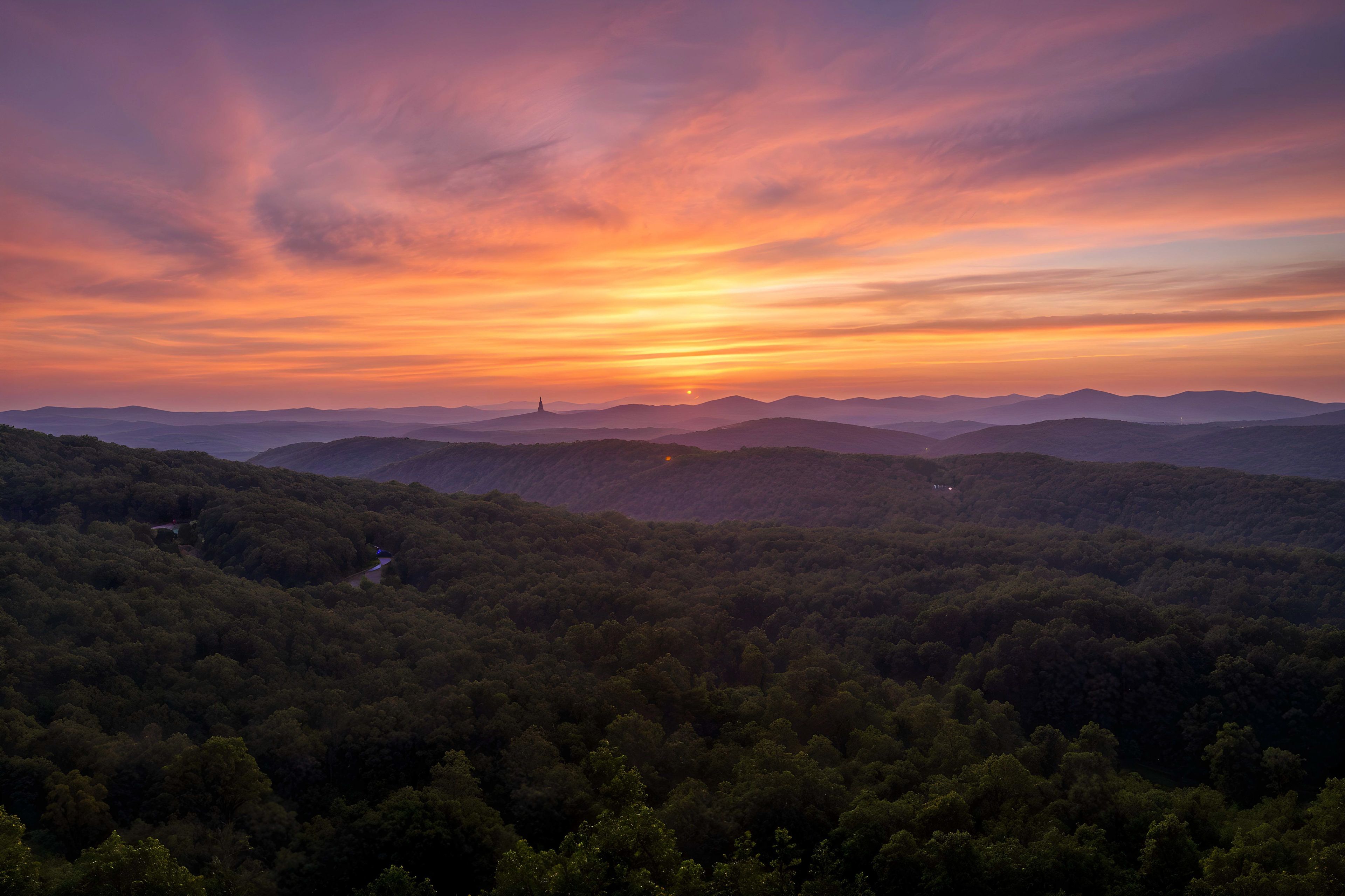 Mountain & Sunset Views