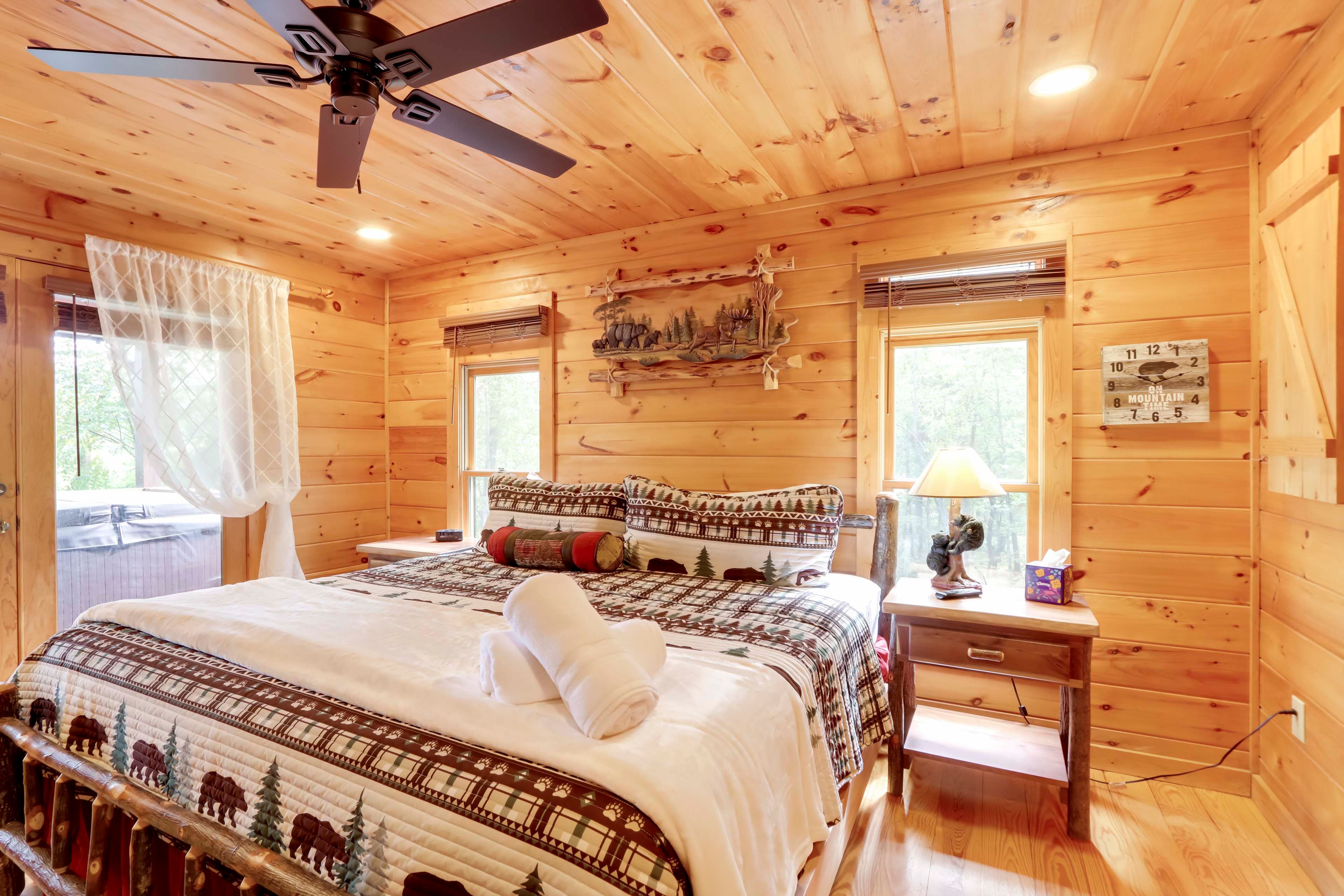 Bedroom 3 | King Bed | Guest Cottage