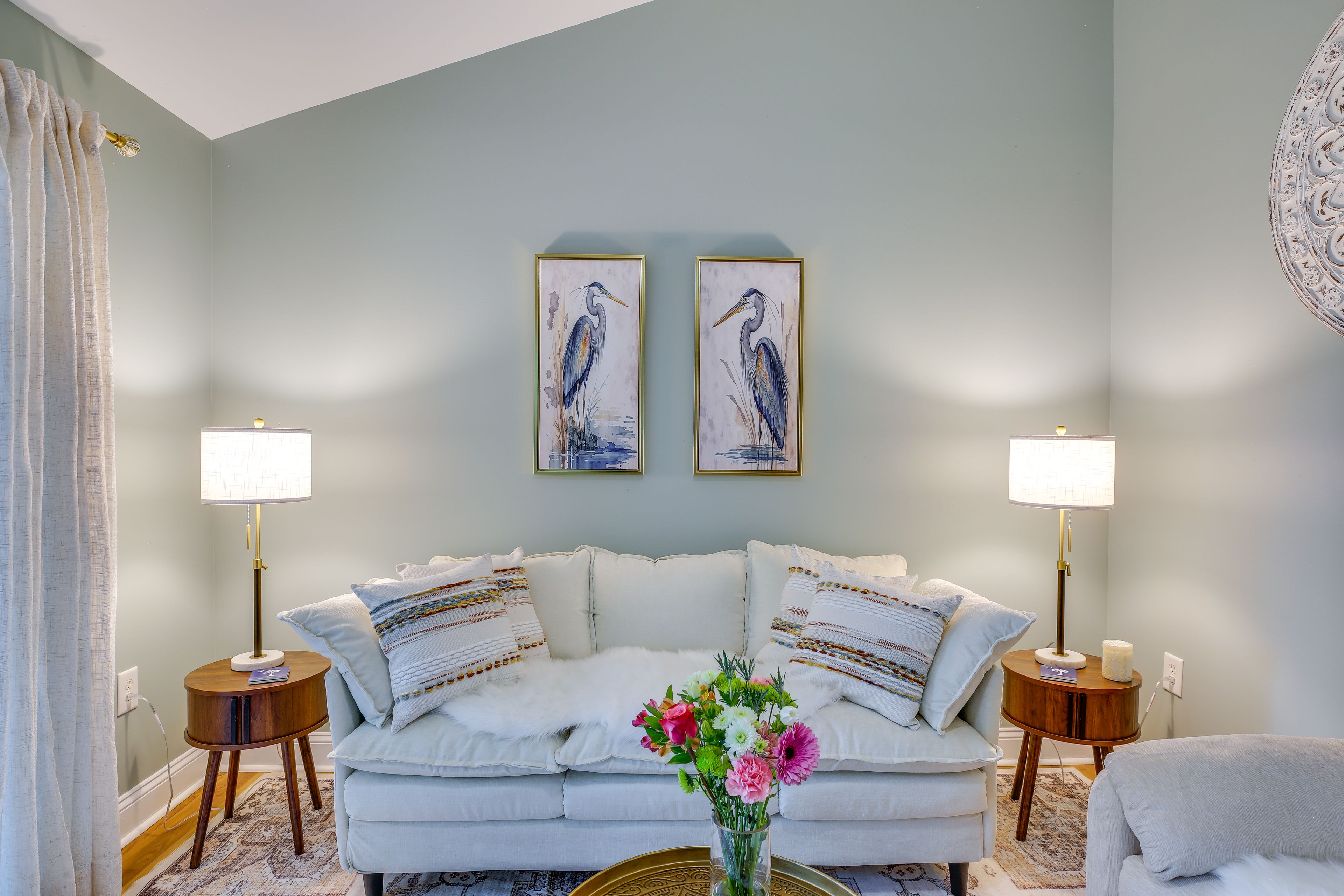 Living Room | Smart TV