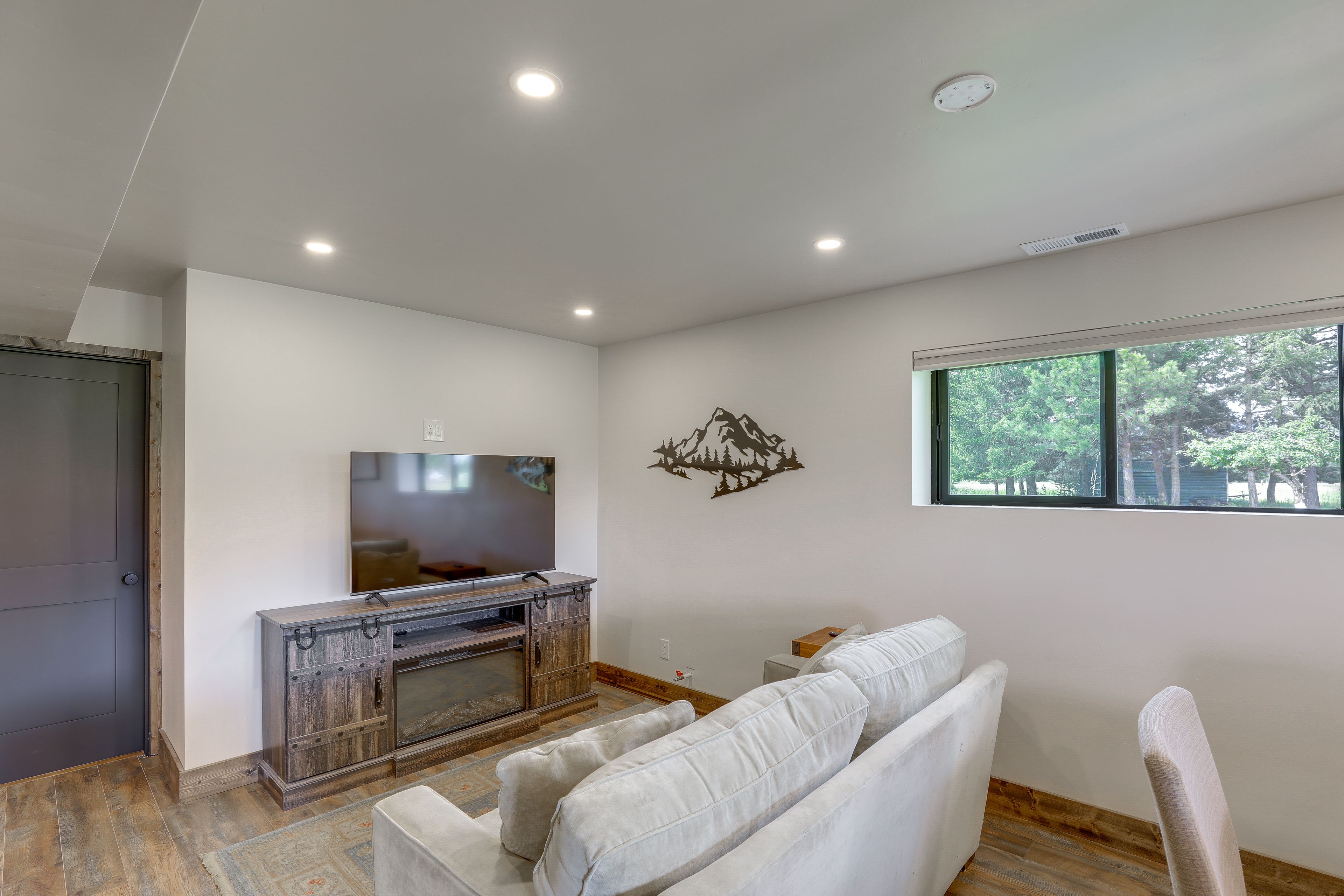 Living Room | Lower Level | Full Sleeper Sofa