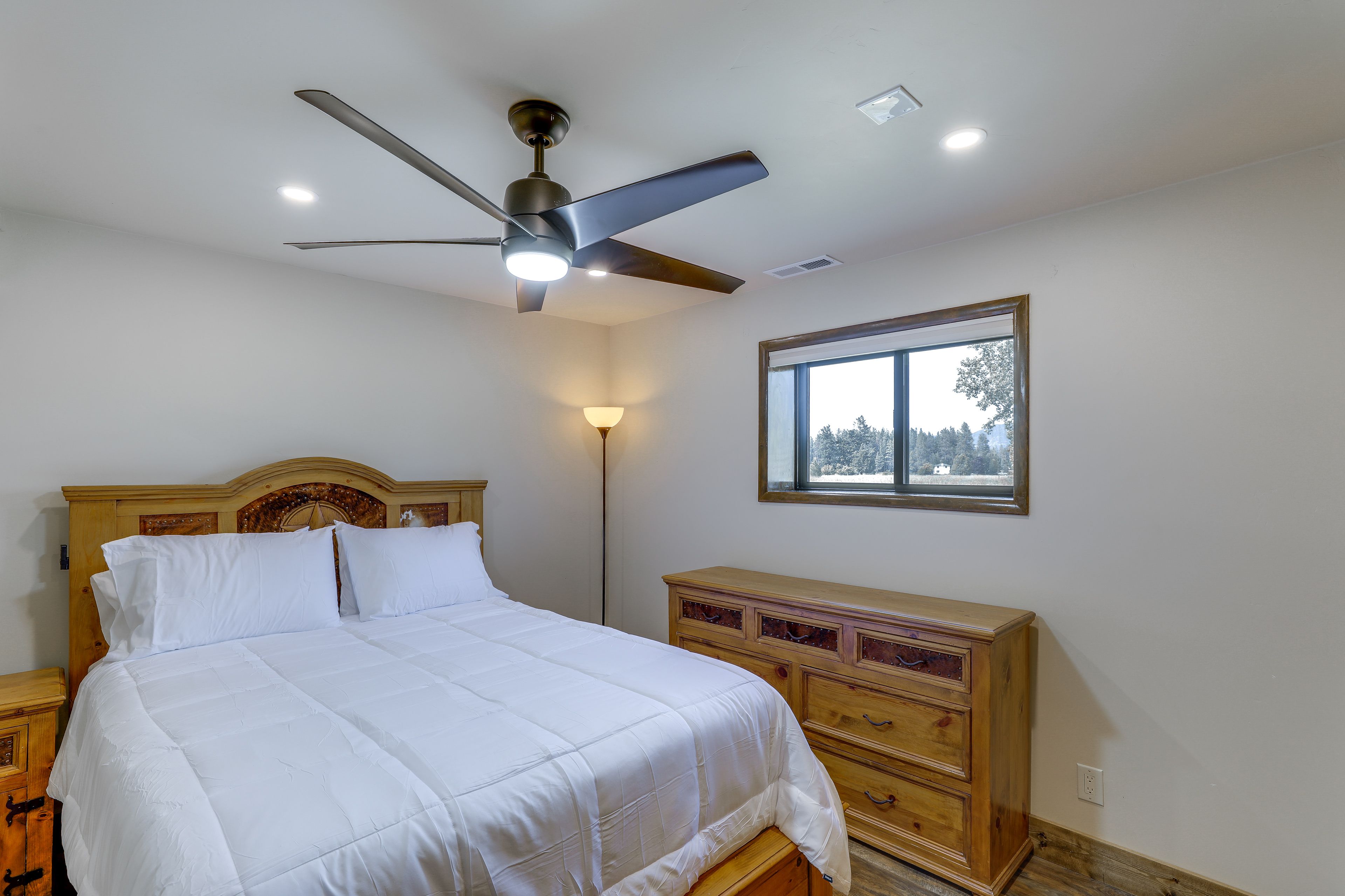 Bedroom 1 | Queen Bed | Lower Level