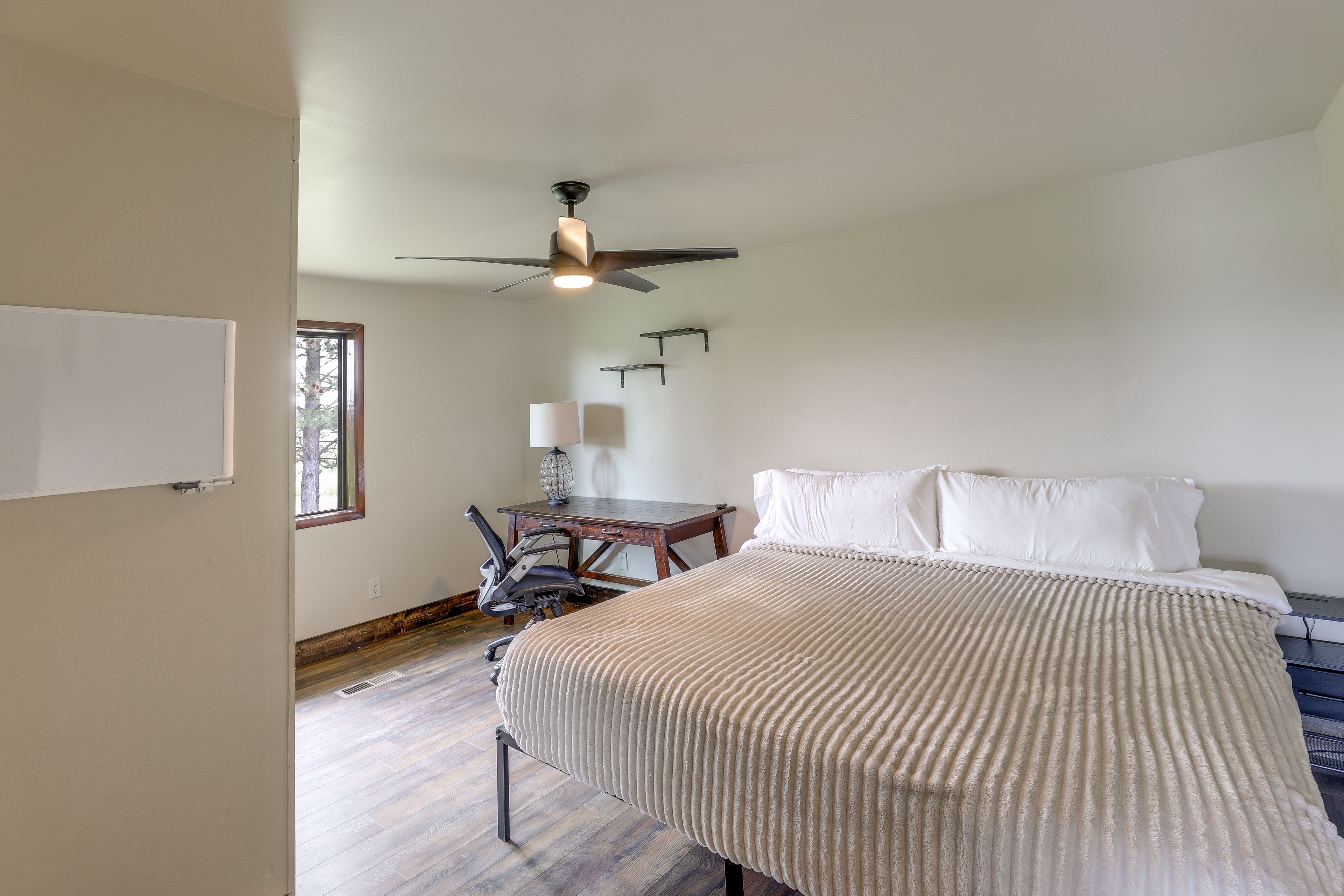 Bedroom 3 | King Bed | Upper Level
