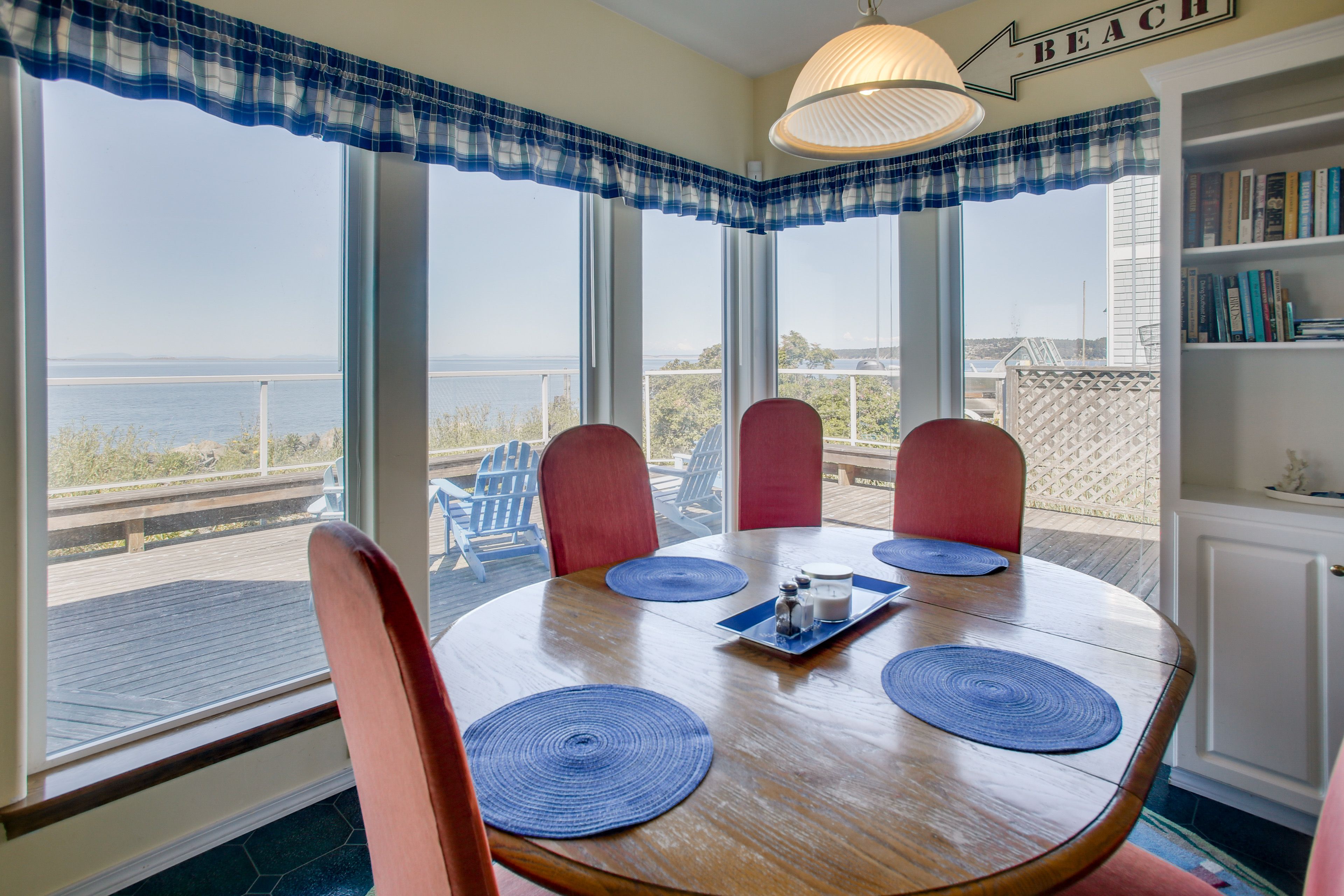 Dining Area | 1st Floor