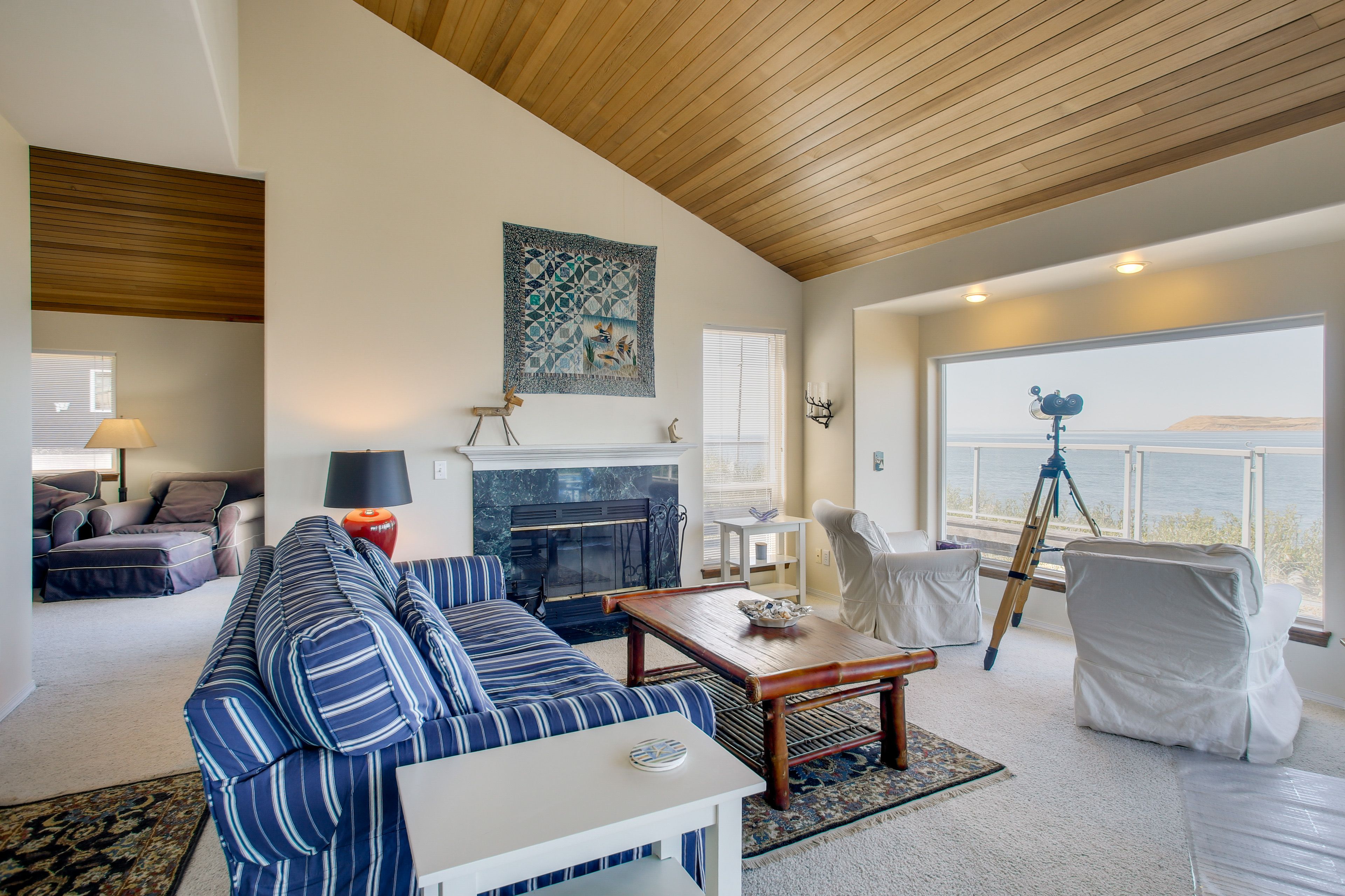 Living Room | 1st Floor