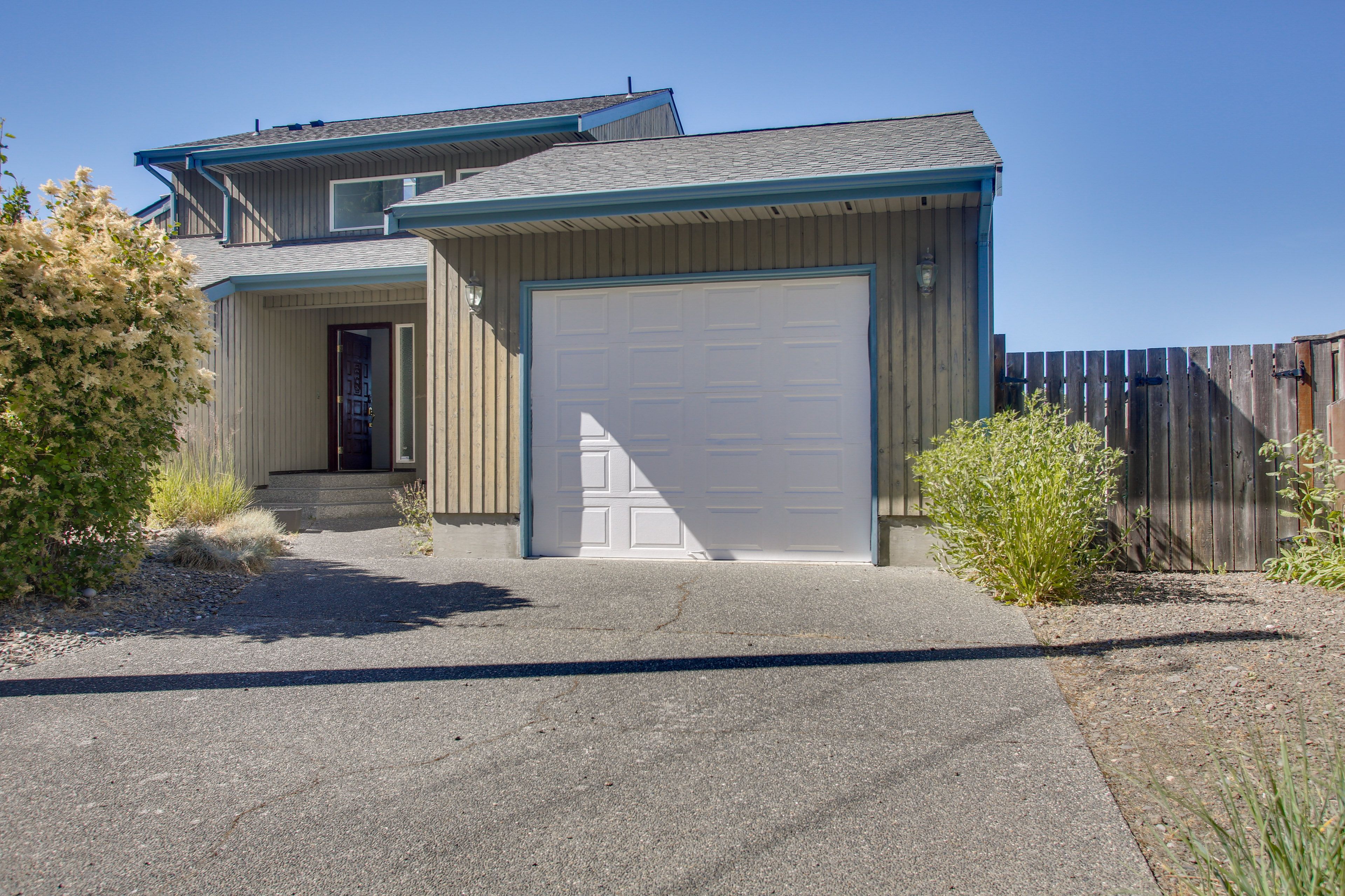 Driveway Parking (2 Vehicles)