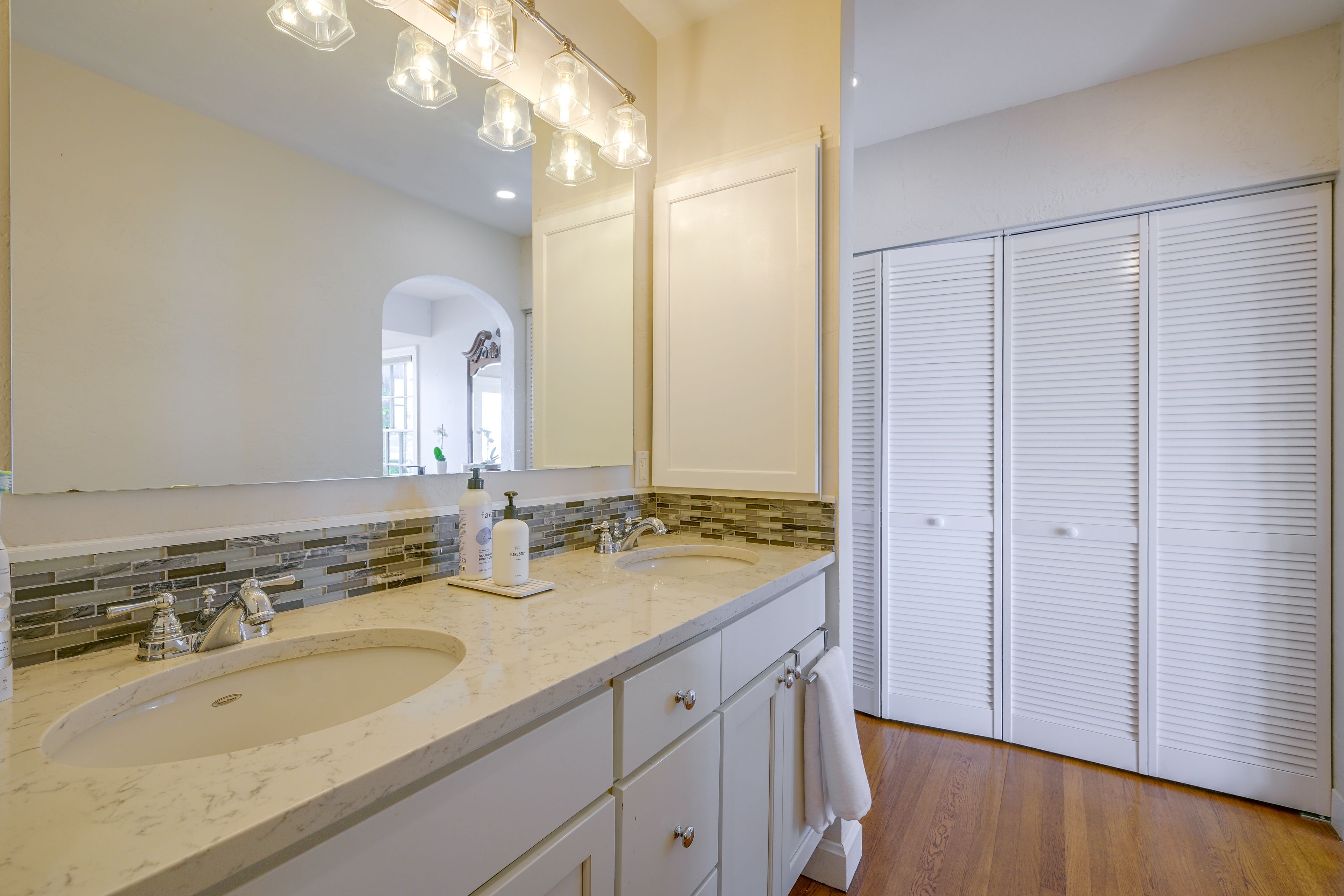 En-Suite Bathroom | 2nd Floor