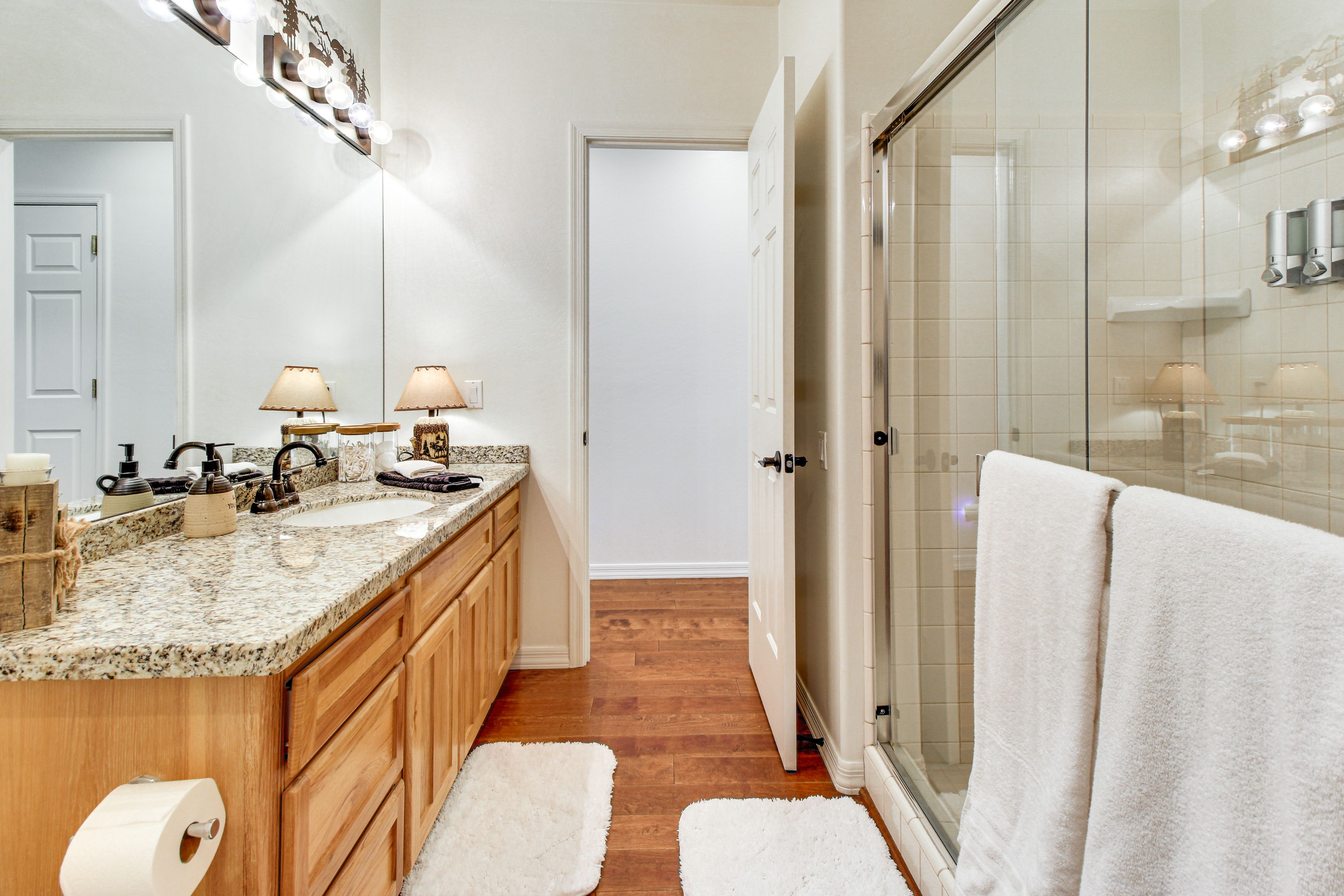 Bathroom | 1st Floor