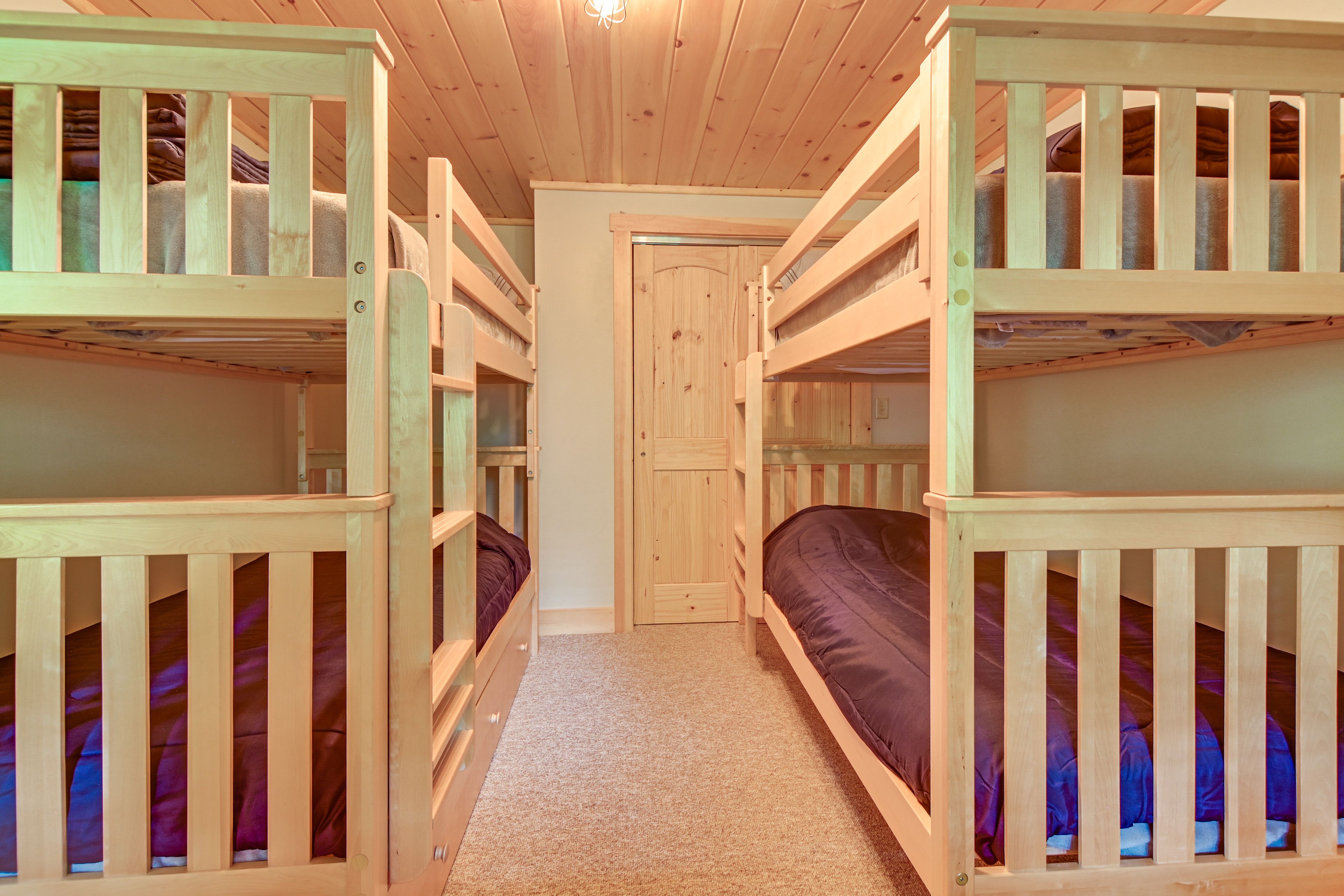 Bedroom 3 | 2 Twin Bunk Beds | Lower Level