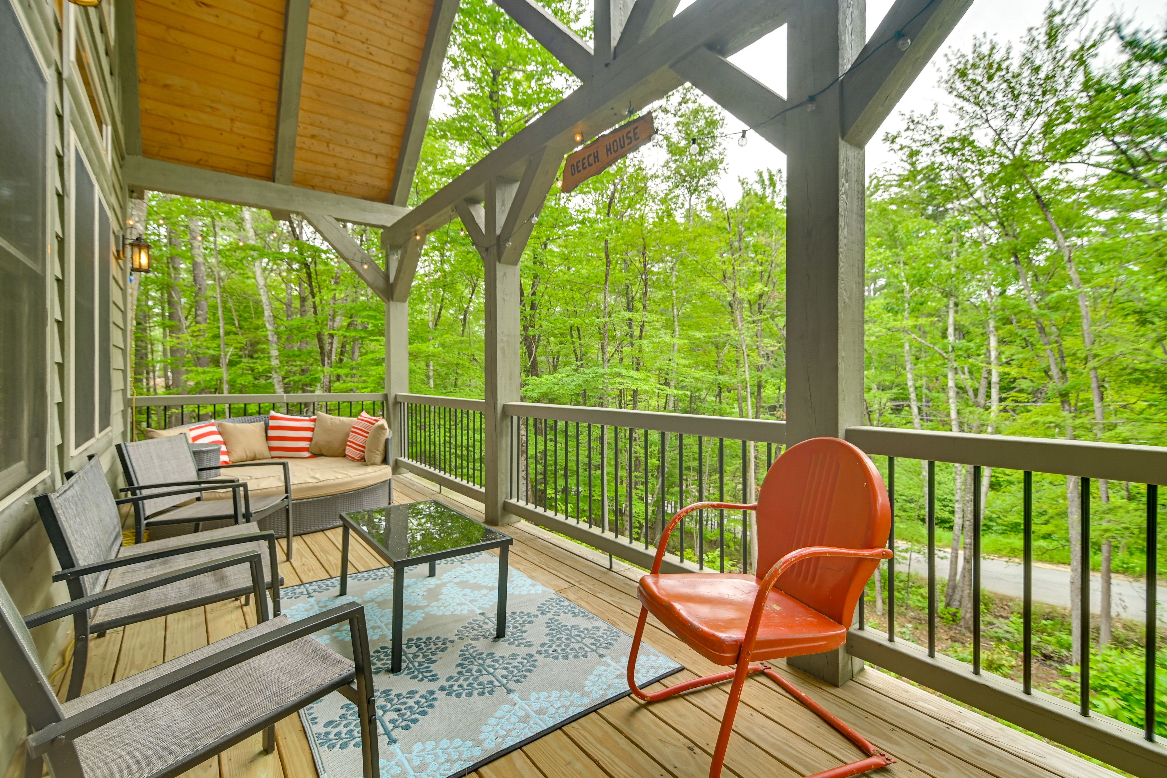 Private Deck