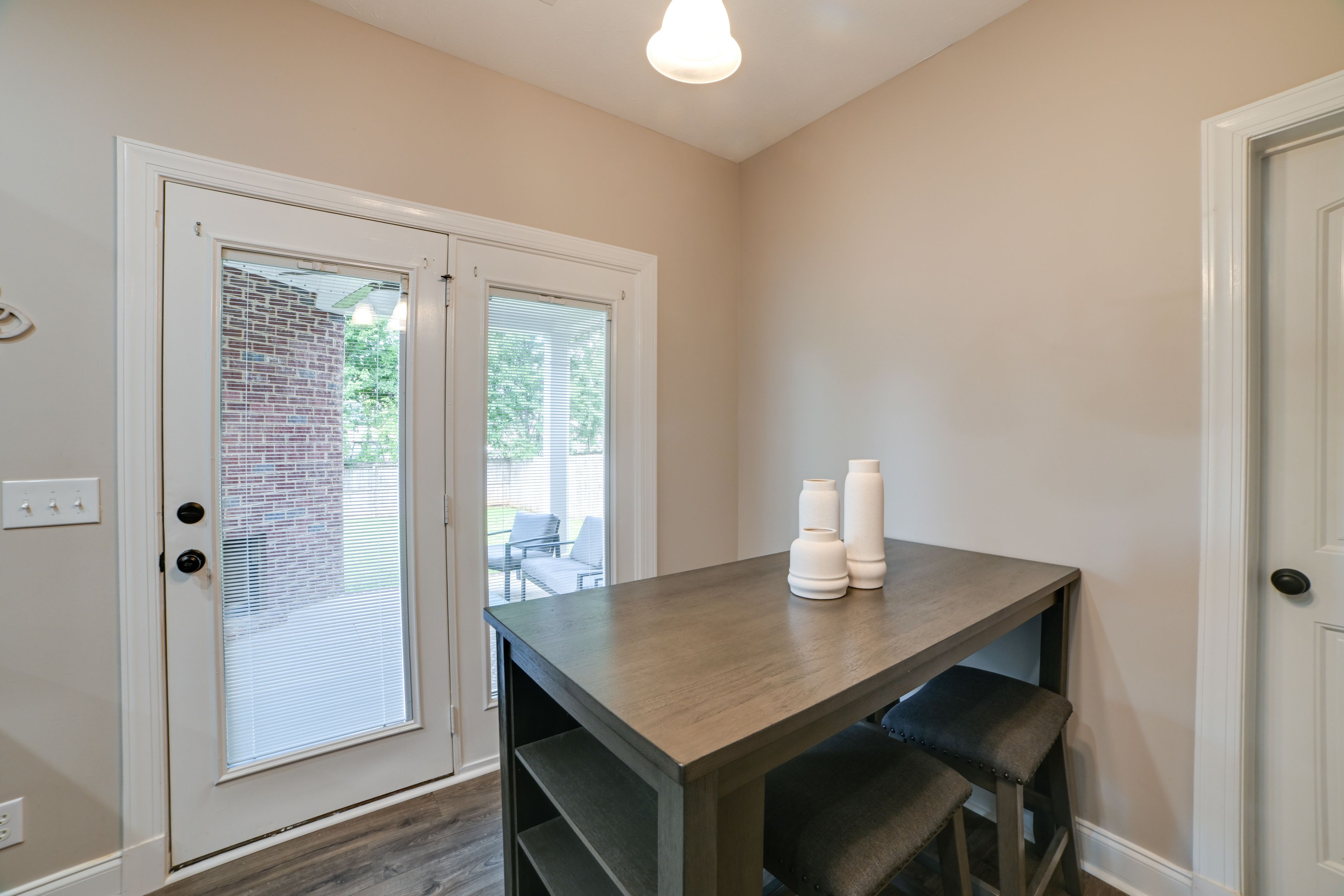 Eat-In Kitchen | 1st Floor