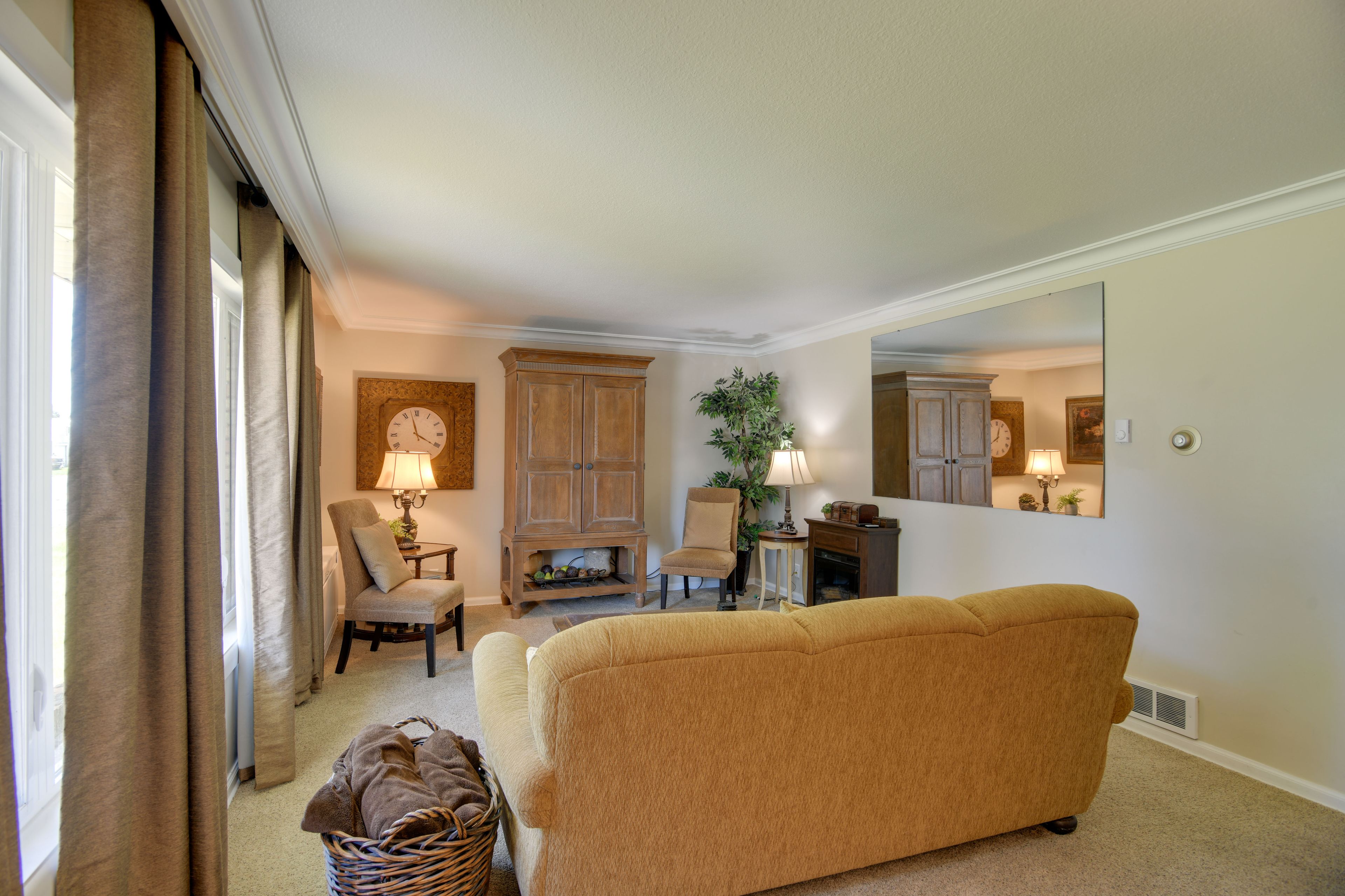 Living Room | Main Level