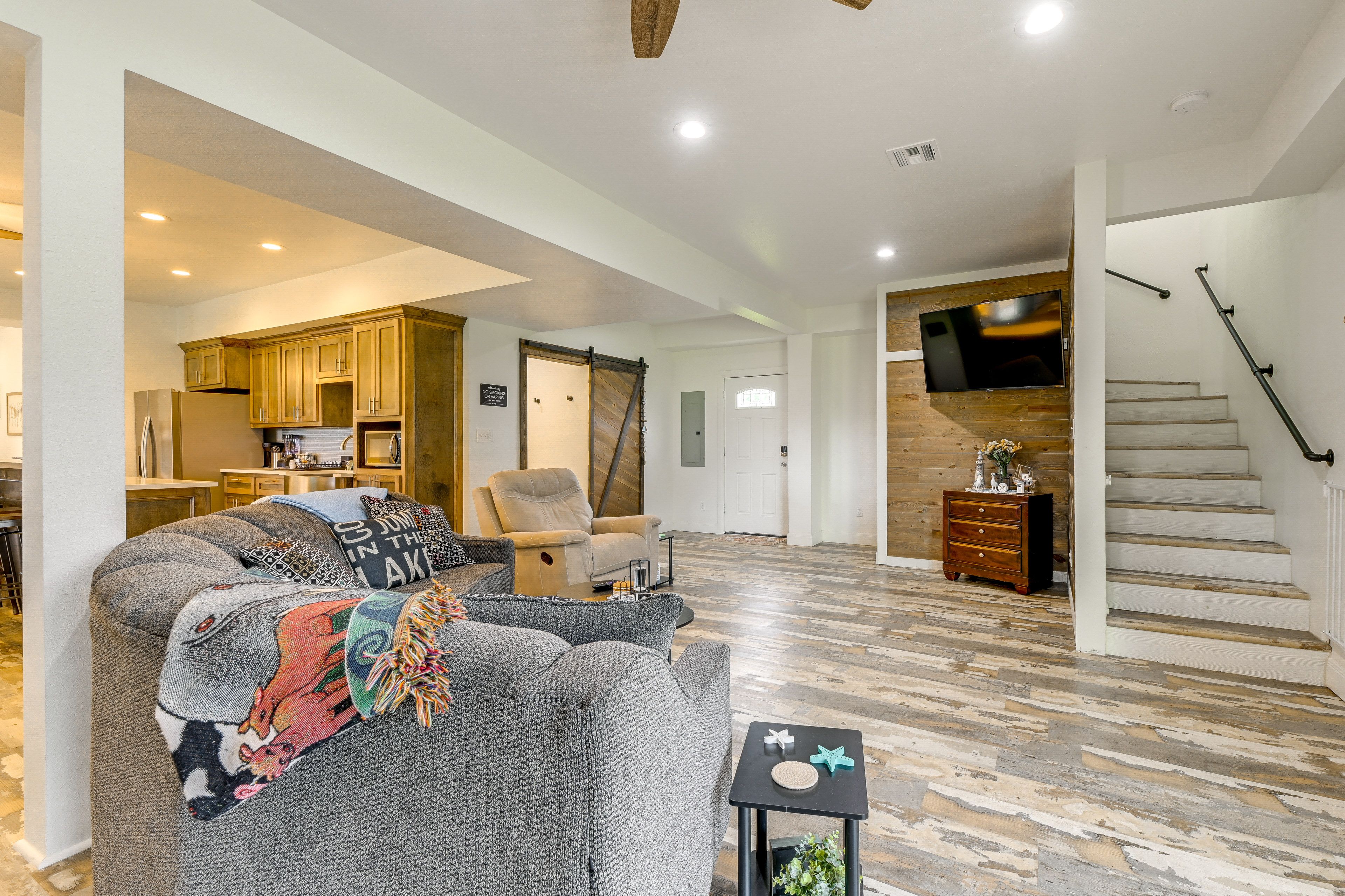 Family Room | 1st Floor | Shuffleboard | Kids' Toys