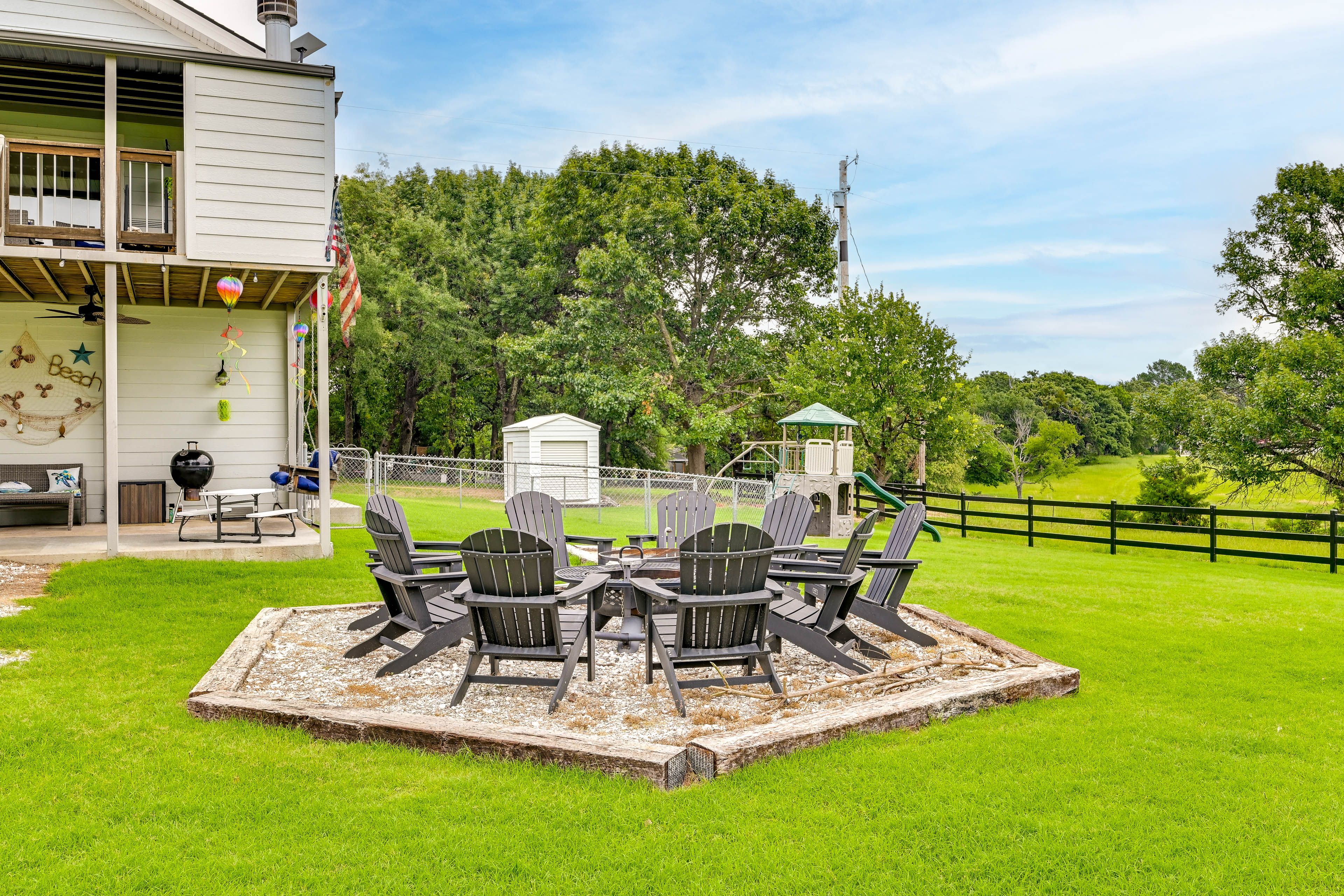Spacious Yard (Fenced Portion for Kids & Dogs) | Fire Pit w/ Seating | Playset