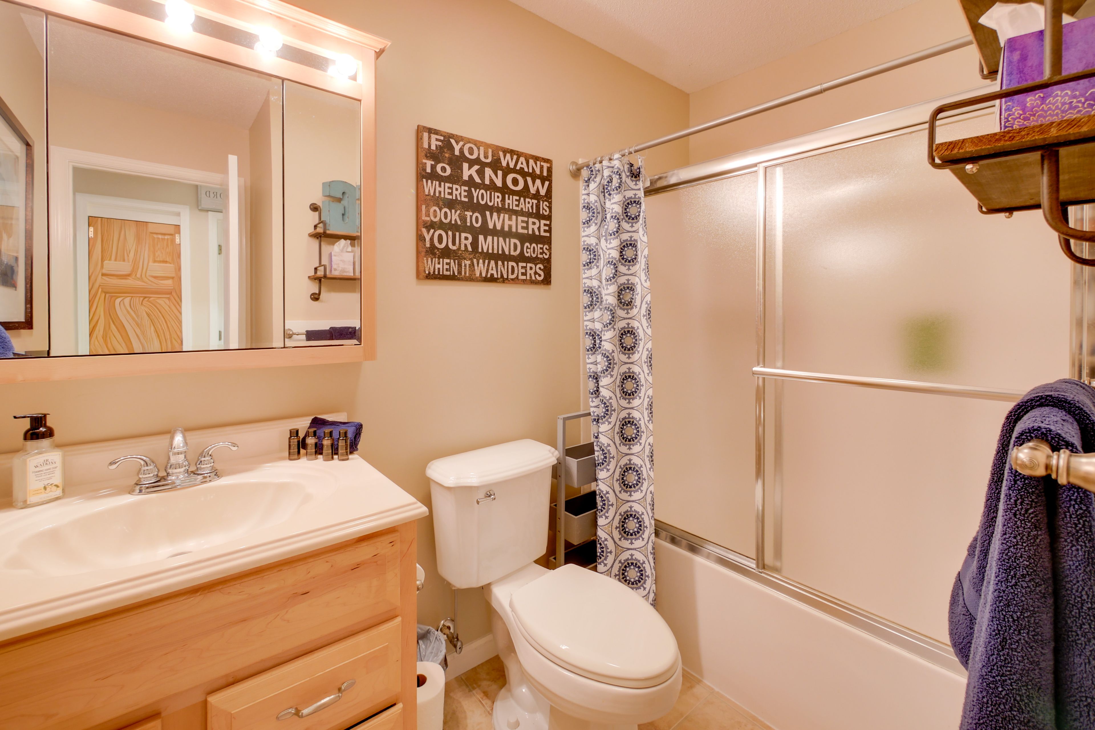 Full Bathroom