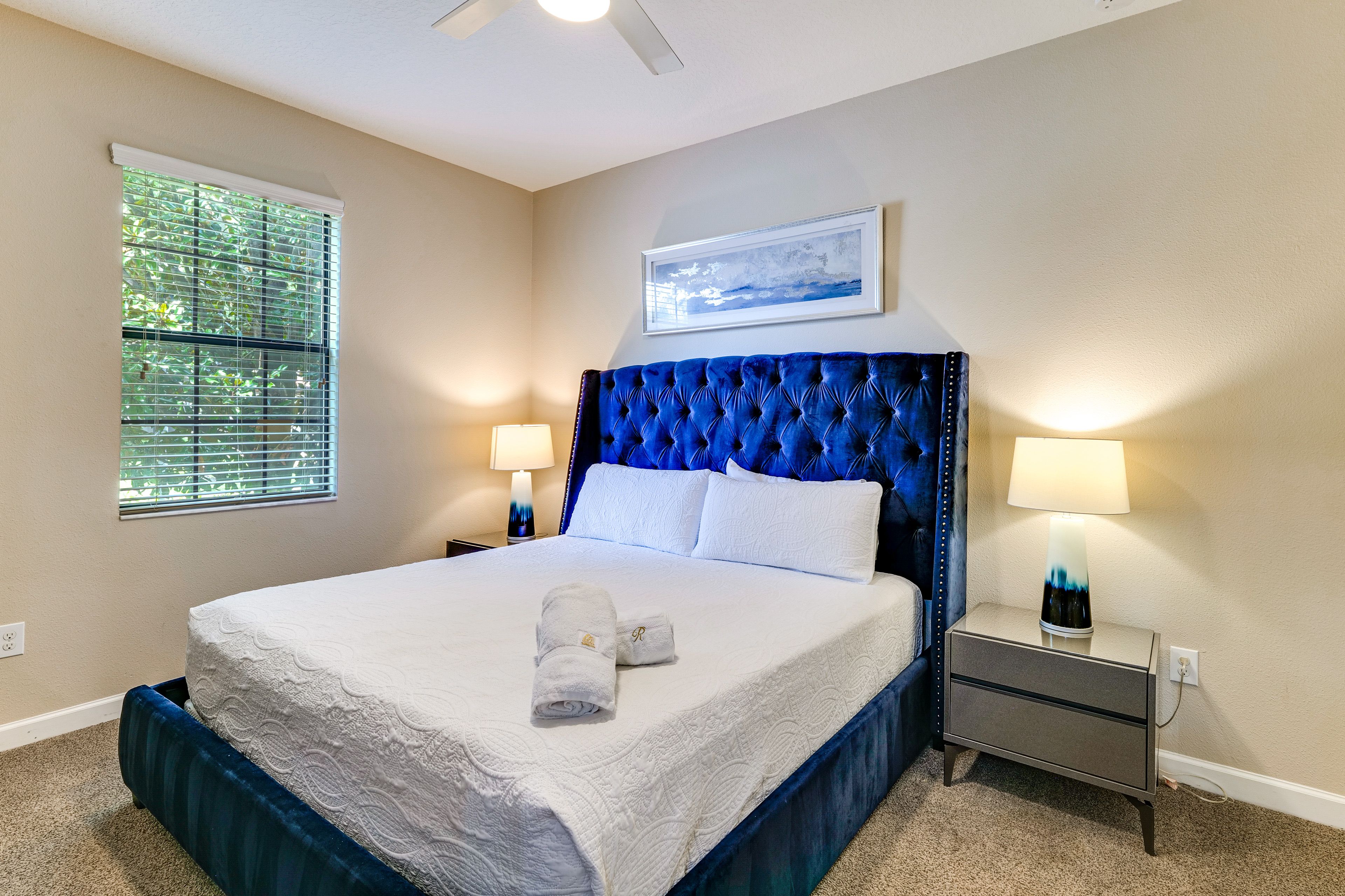 Bedroom 2 | King Bed