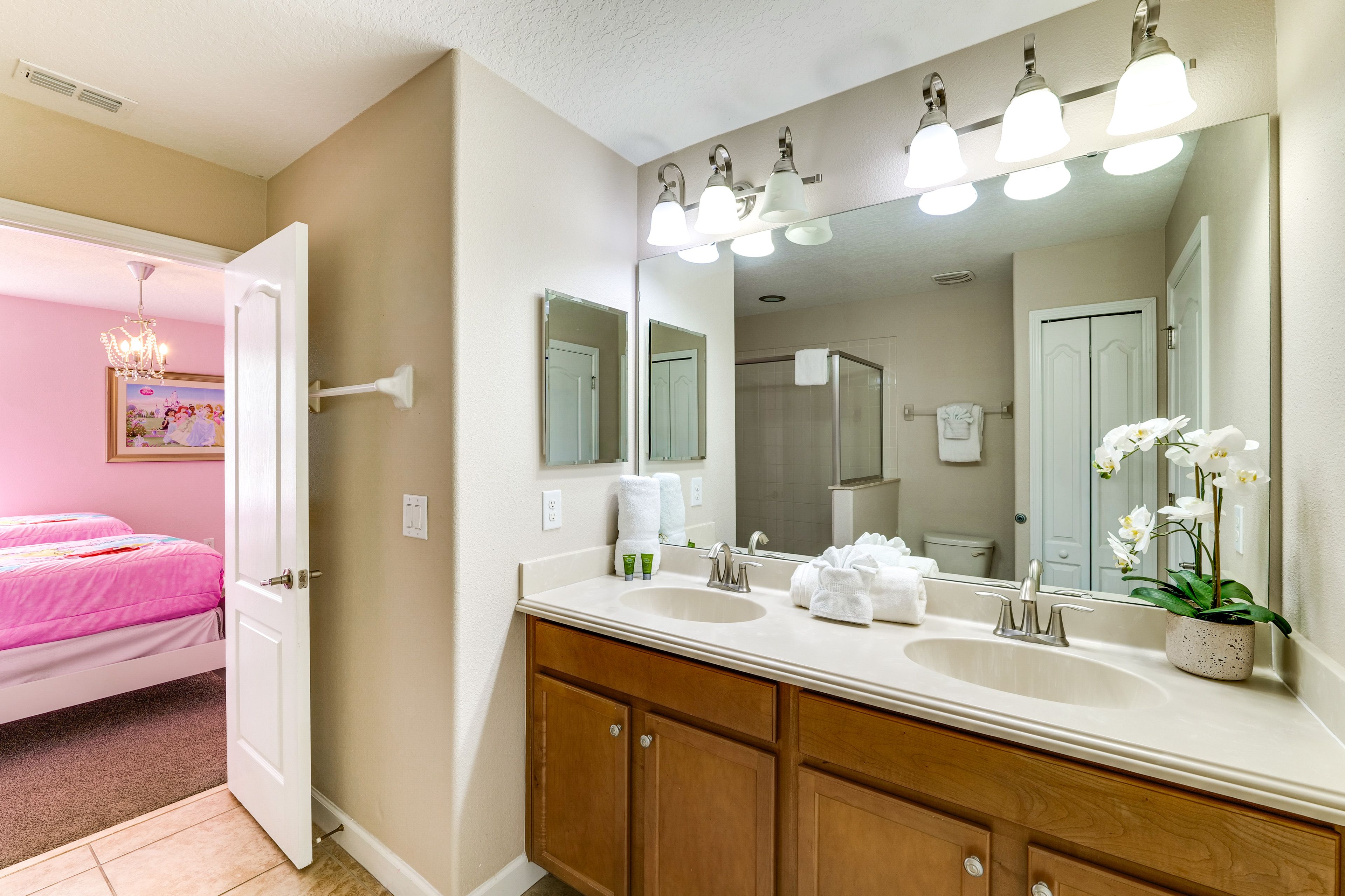 Full Bathroom | Shower