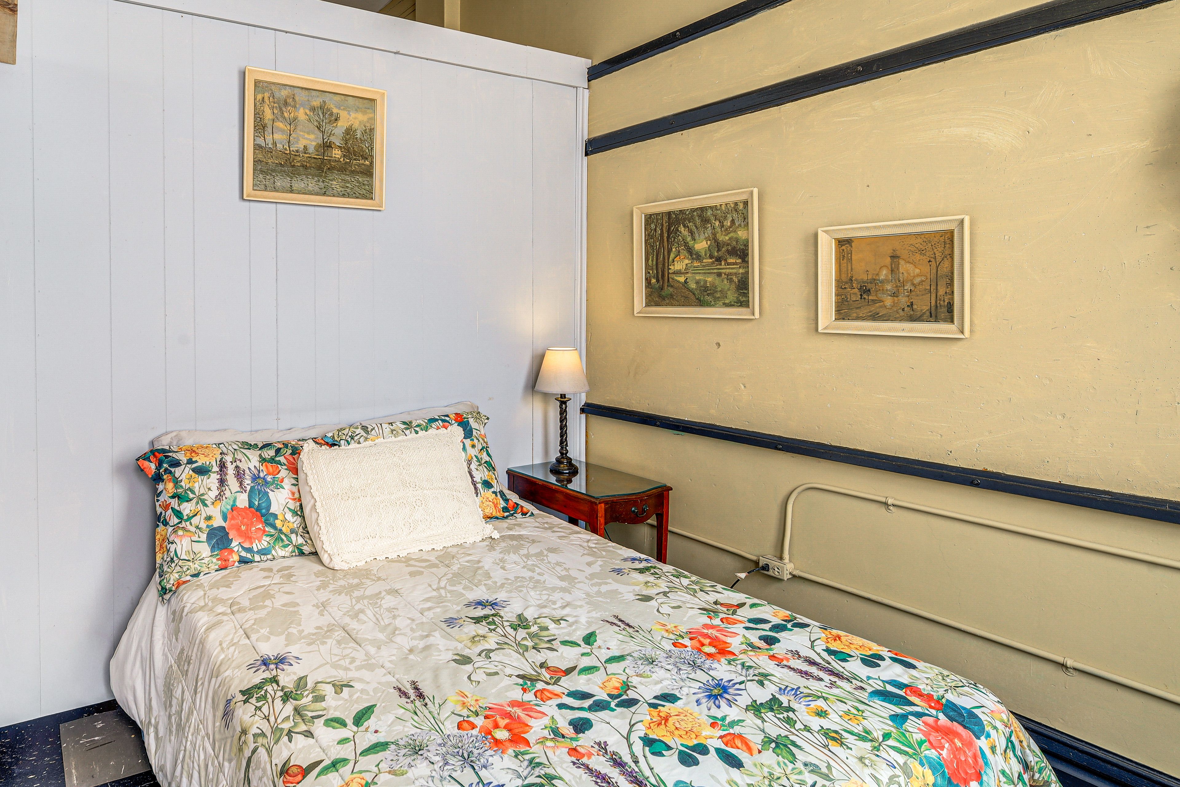 Suite 3 | Bedroom 4 | Queen Bed