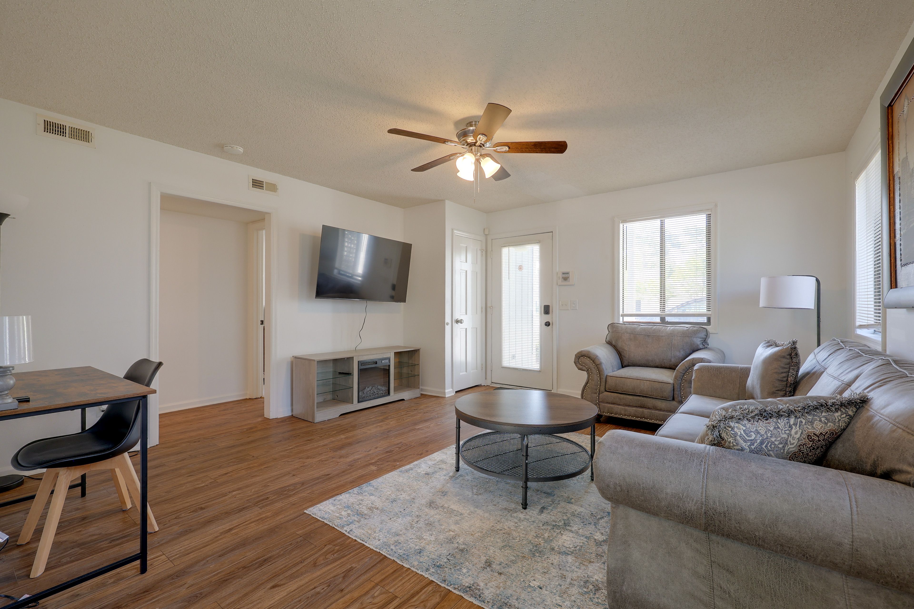 Wilmington Vacation Rental | 2BR | 2BA | 880 Sq Ft