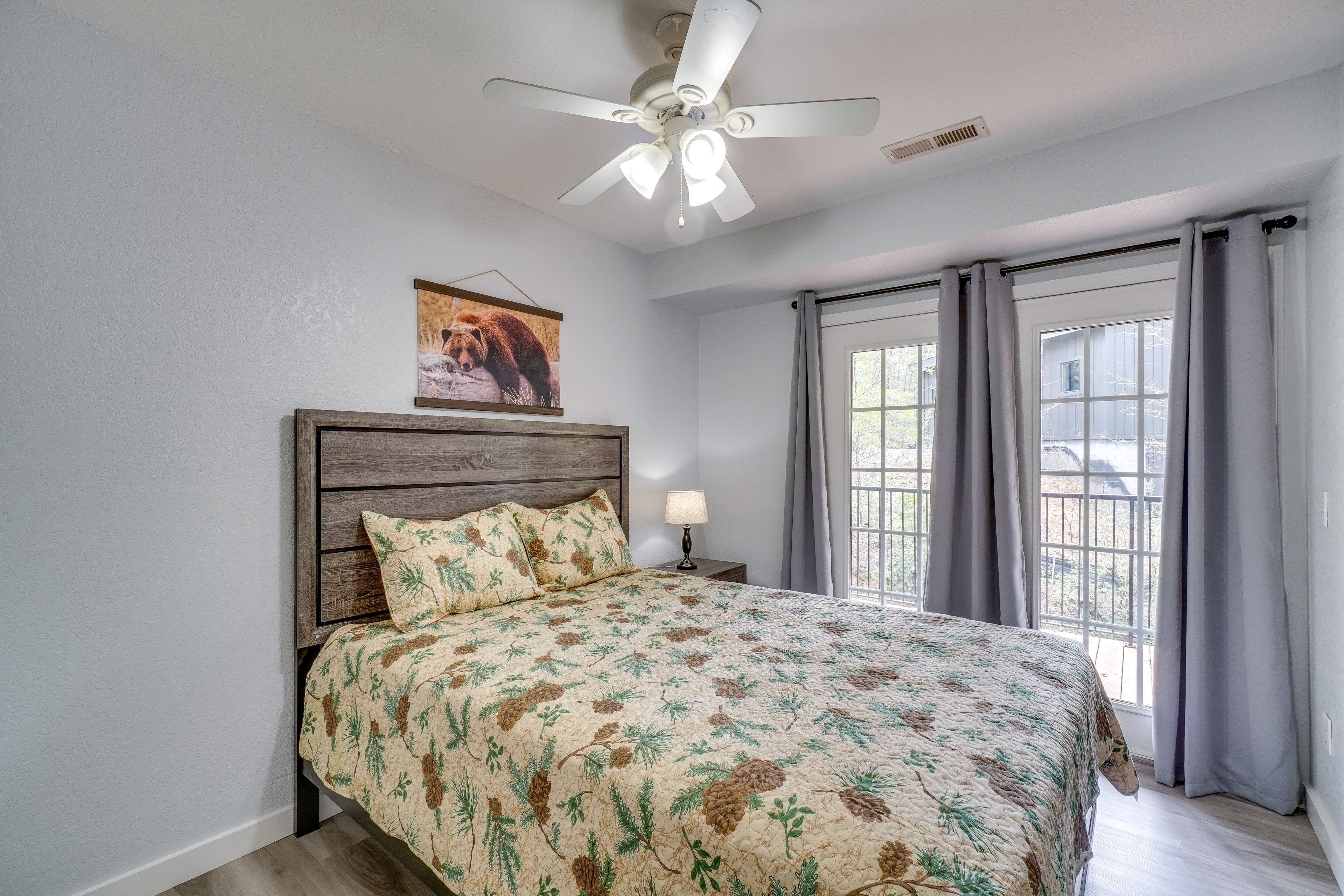 Bedroom 3 | Queen Bed | Lower Level