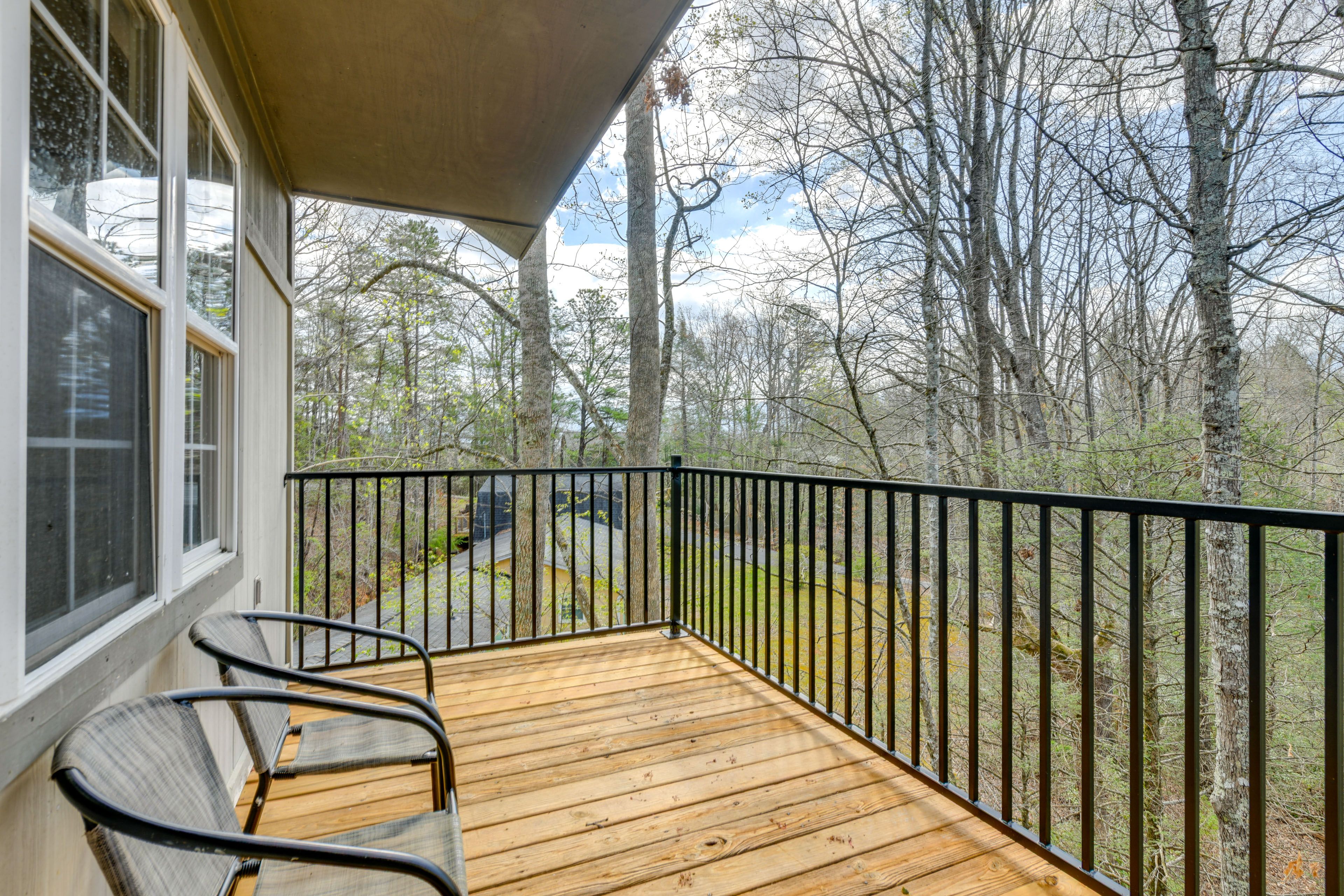 Lodge A | Balcony