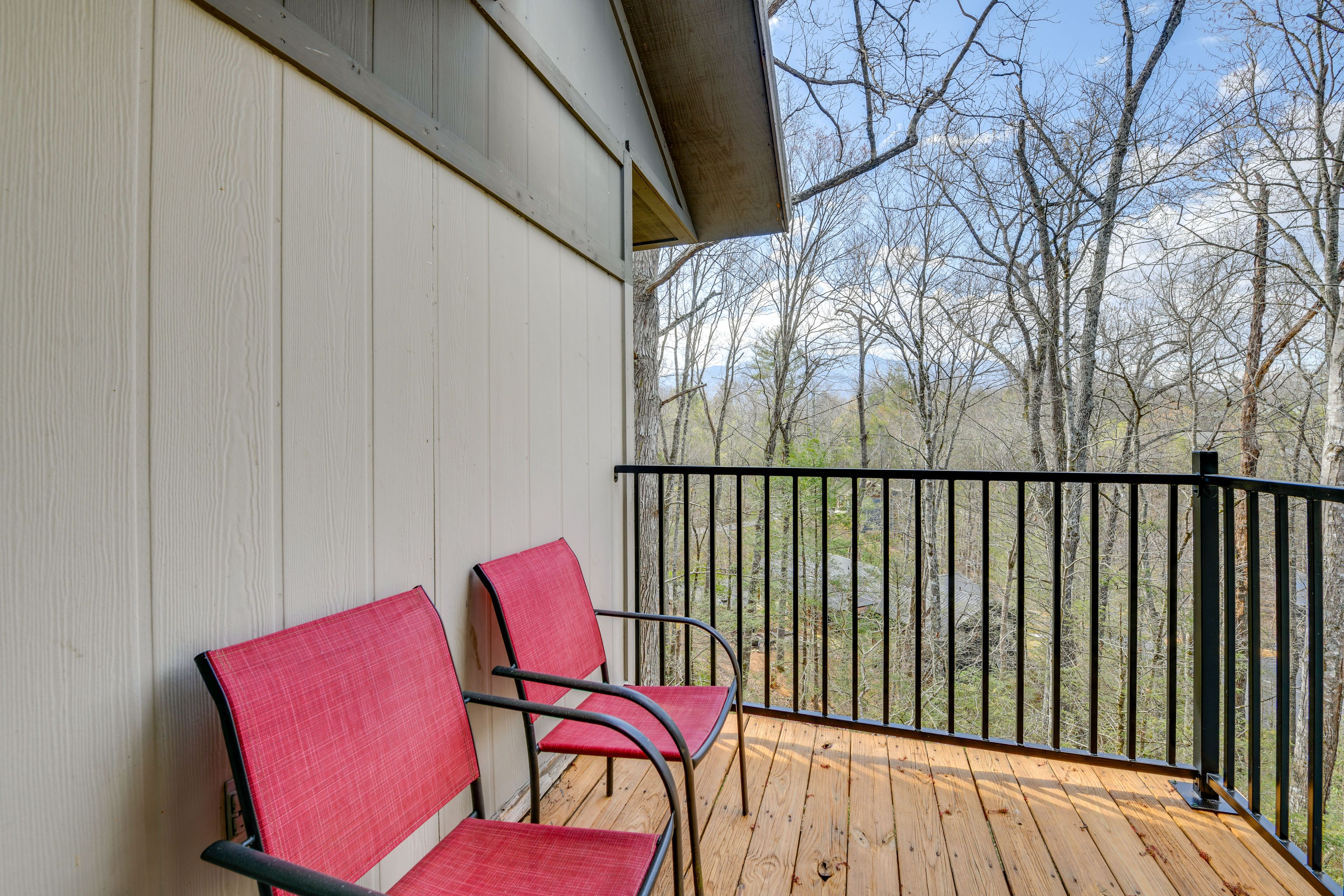 Lodge A | Balcony