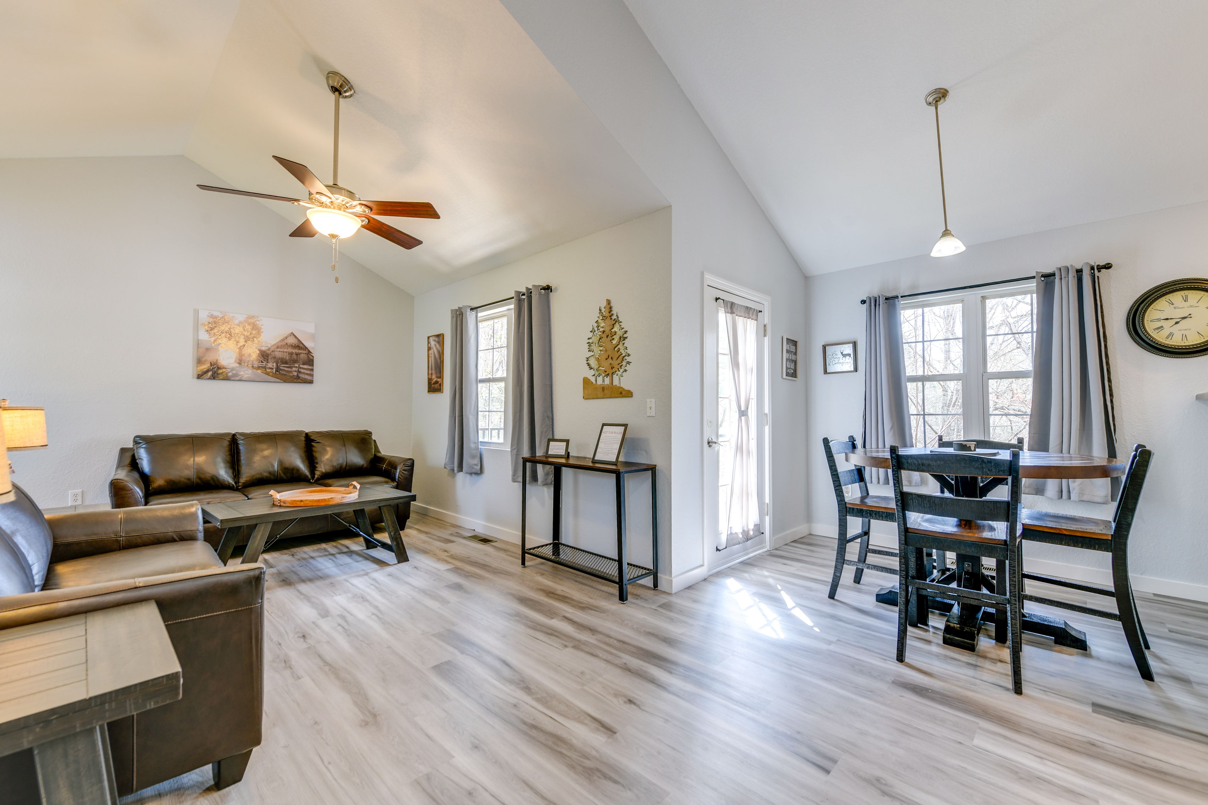 Unit 1 | Living Area | Dining Table
