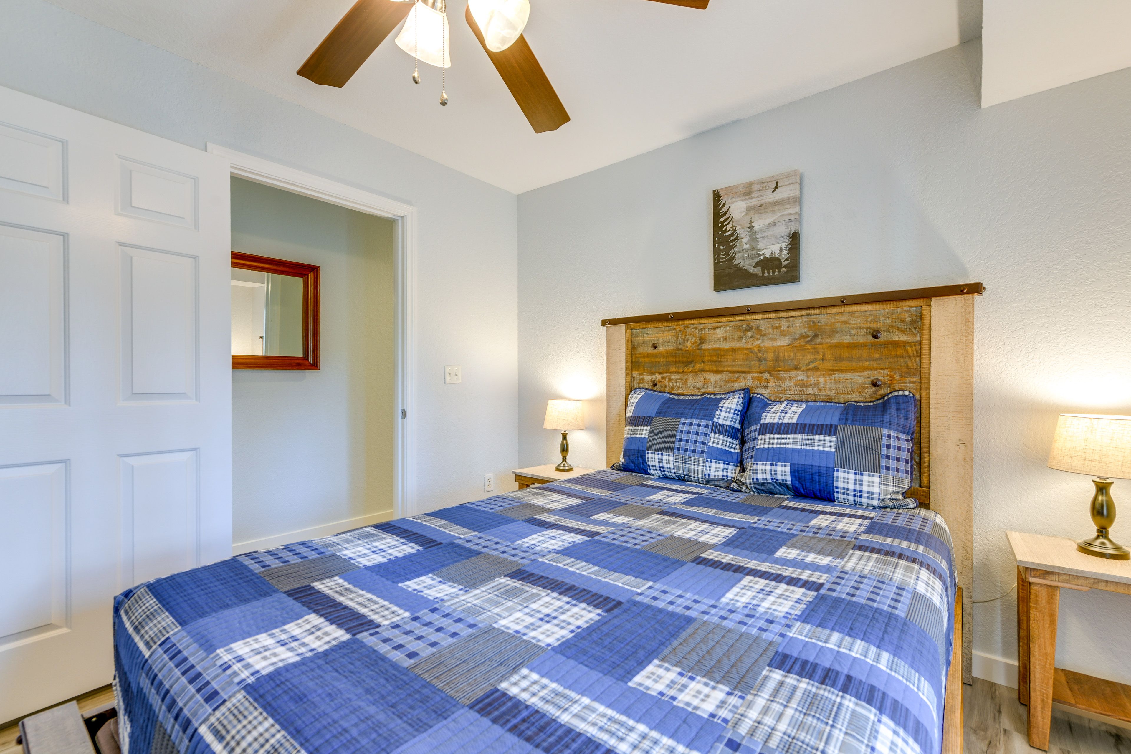 Bedroom 2 | Queen Bed | Lower Level | Unit 1
