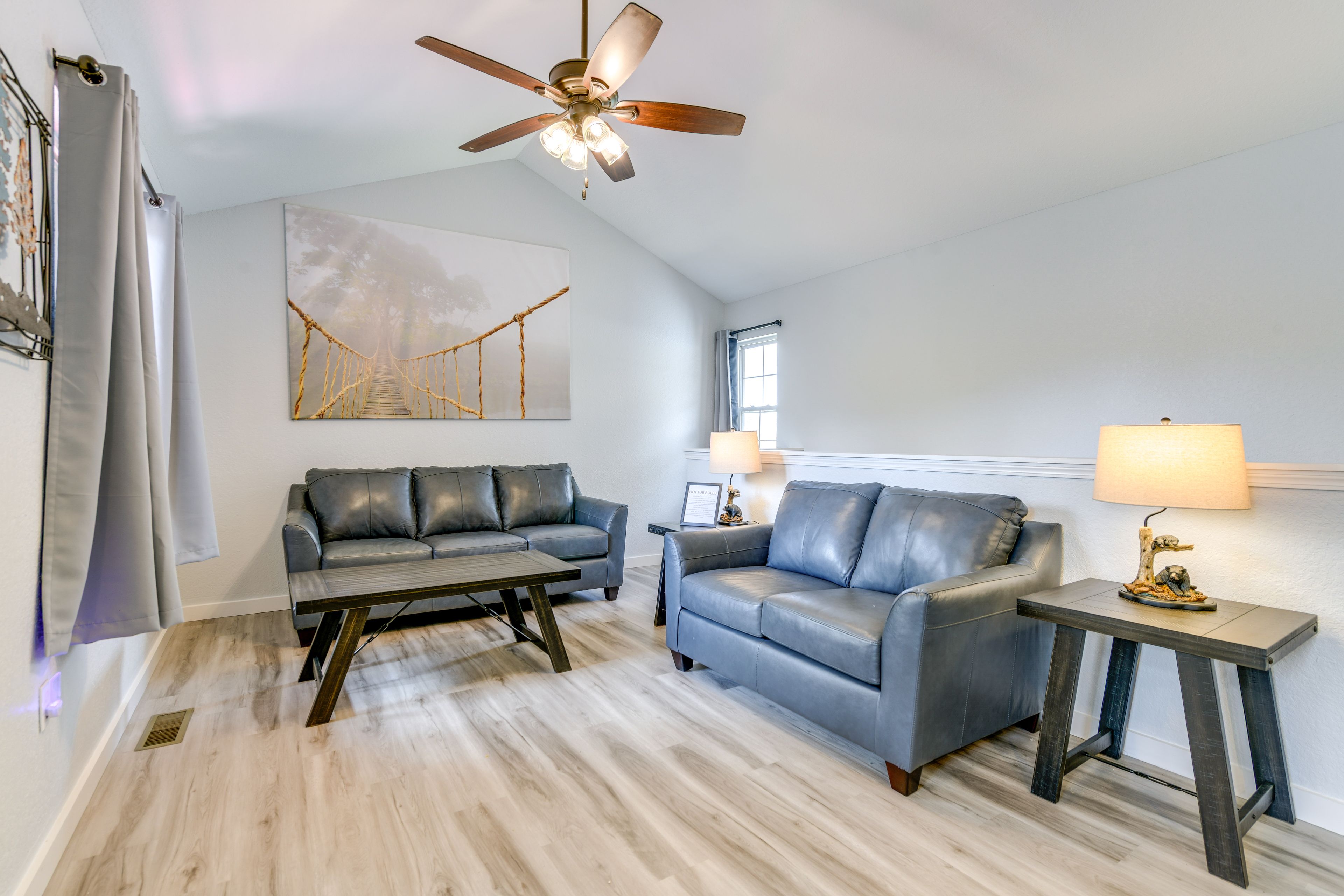 Unit 2 | Living Area | Main Level
